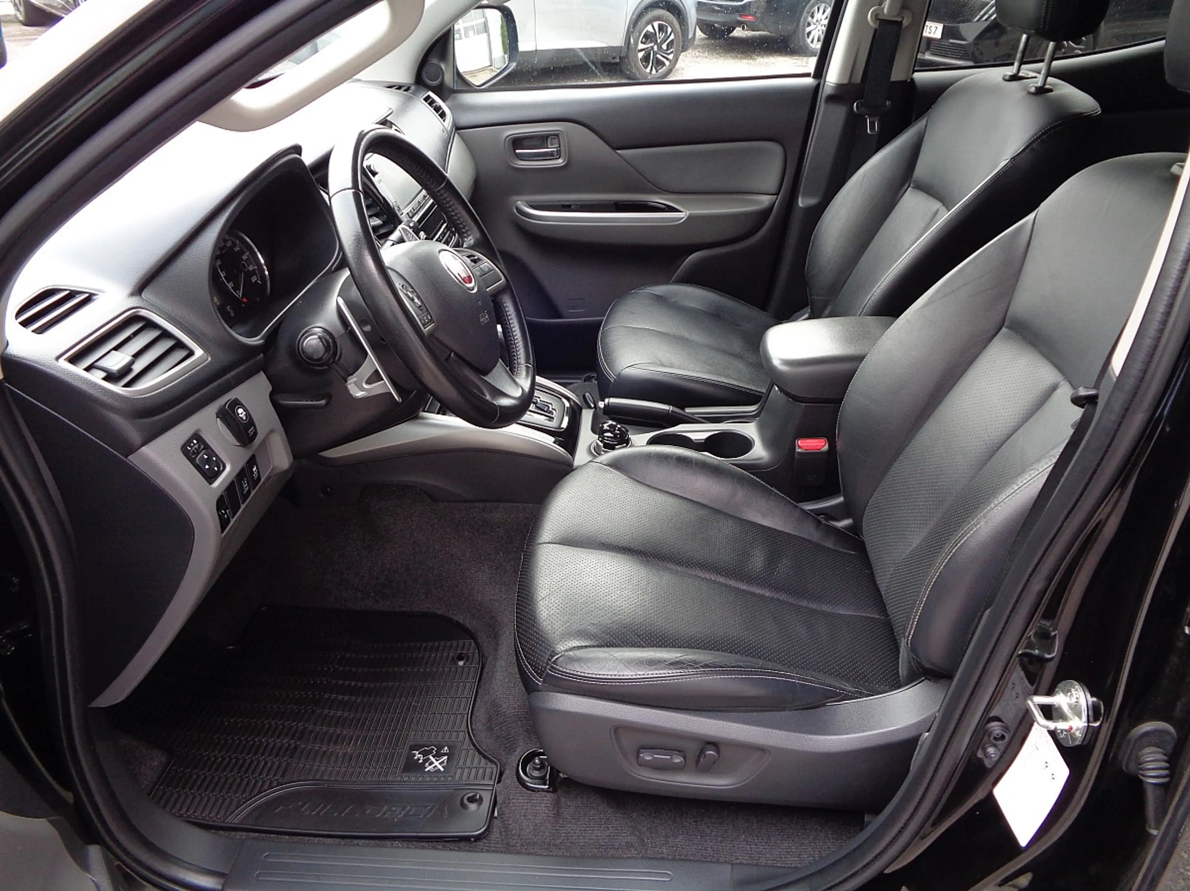 Fiat Fullback Cross DK Cross Automatik ALLRAD — photo 3