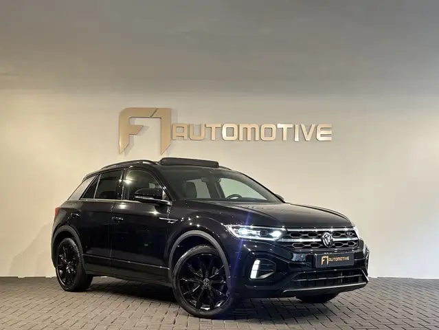 Volkswagen T-Roc view 4