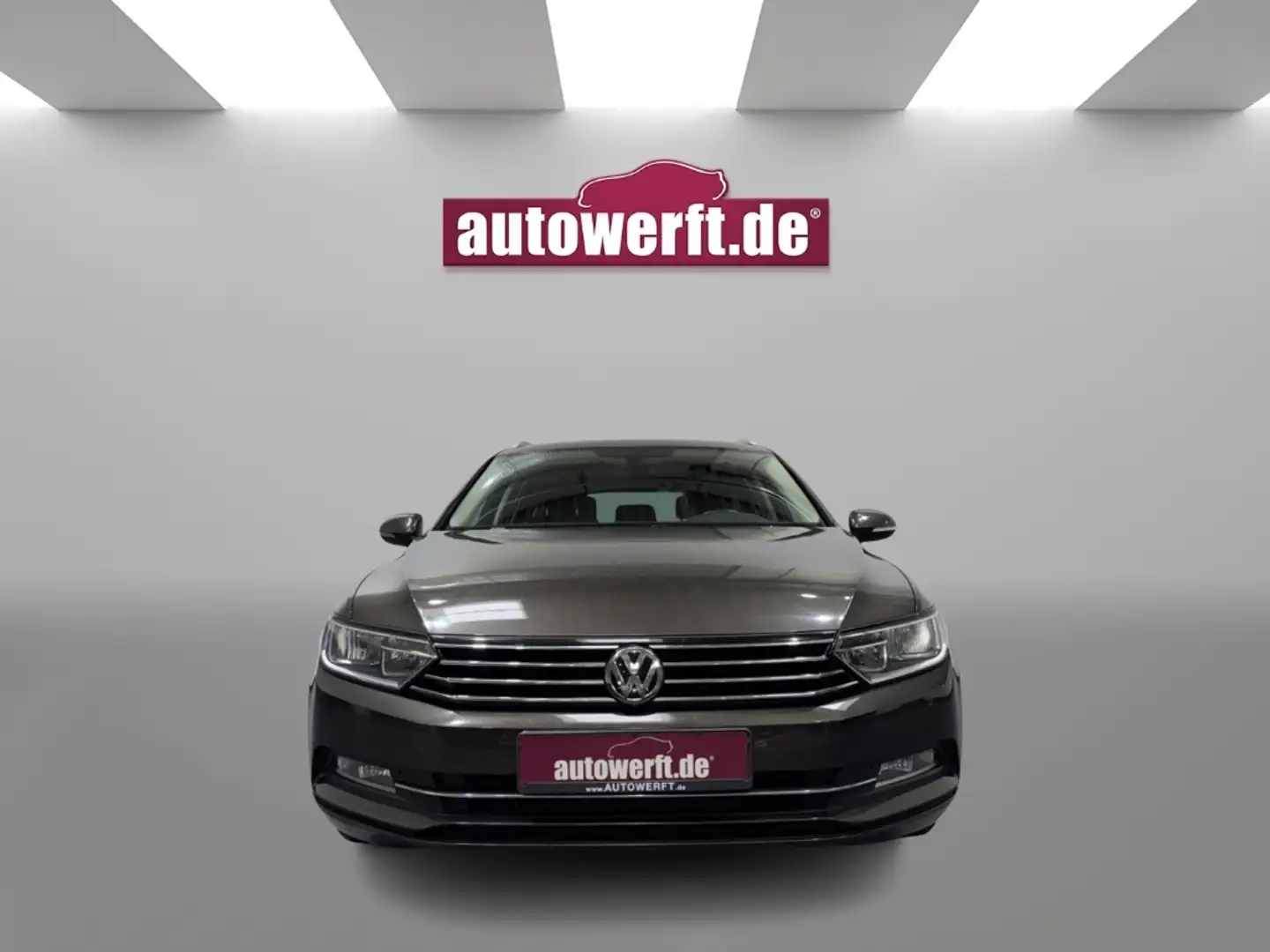 Volkswagen Passat Variant 2.0 TDI COMFORTLINE NAVI PDC SHZ ACC 16Z Braun - 2