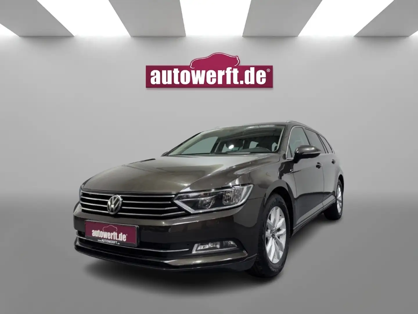 Volkswagen Passat Variant 2.0 TDI COMFORTLINE NAVI PDC SHZ ACC 16Z Braun - 1
