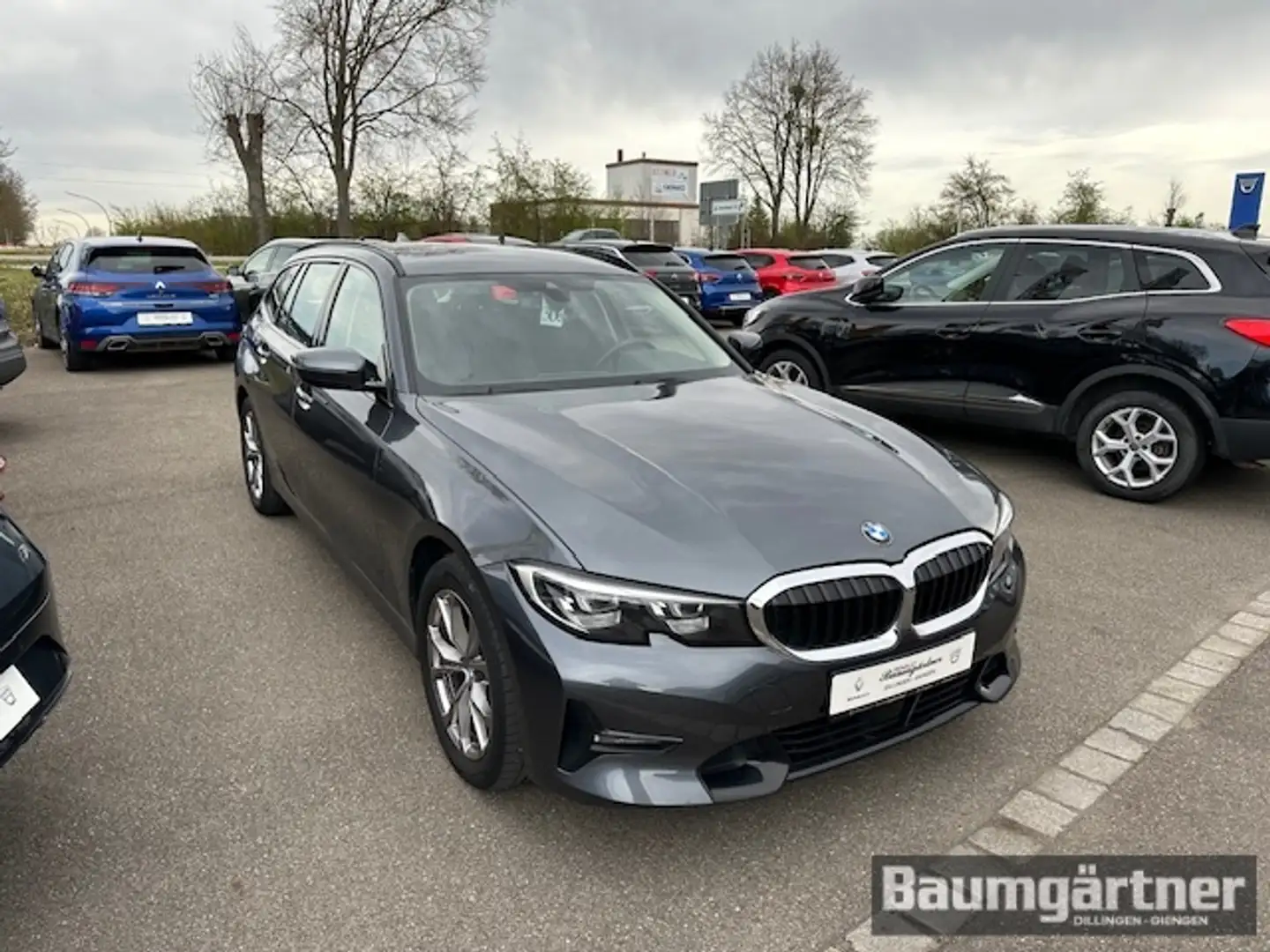 BMW 320 i Sport Line Touring S-Tronic PDC/Sitzh. Gris - 2