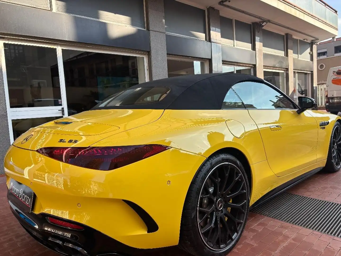 Mercedes-Benz SL 63 AMG -Premium Plus4matic-unico proprietario iva esposta Żółty - 2