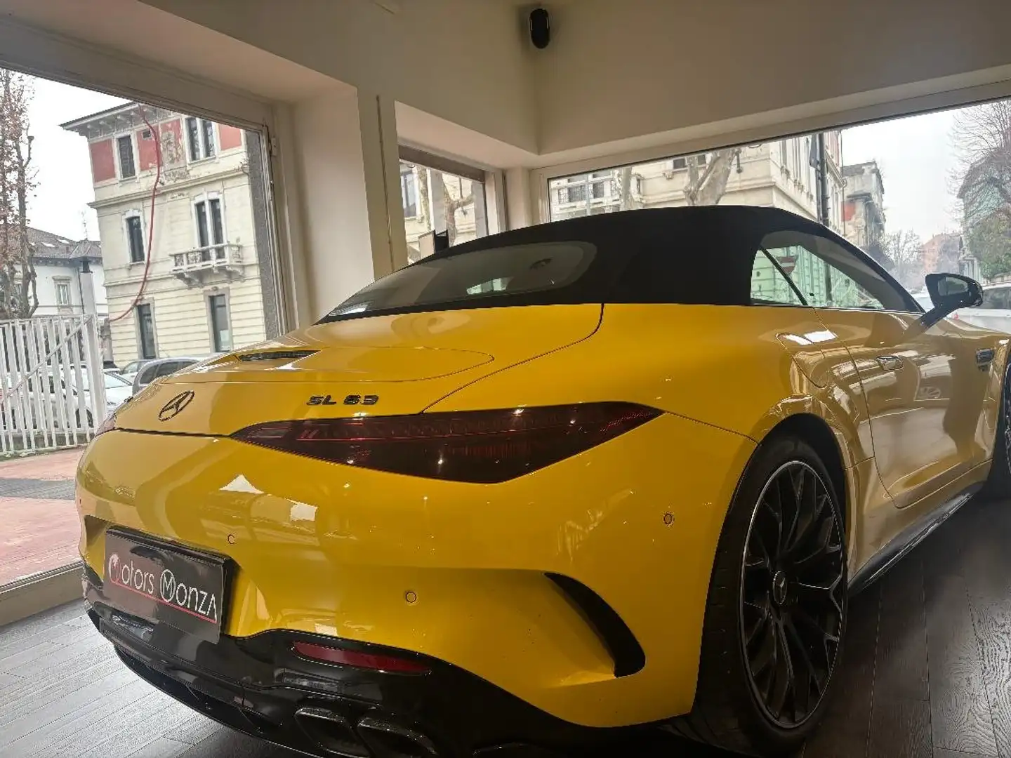 Mercedes-Benz SL 63 AMG Premium Plus 4matic-unico pro.- lift  iva esposta Giallo - 2