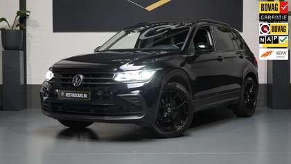 Volkswagen Tiguan 1.5 TSI BLACK EDITION AUTOMAAT-ACC-CAMERA-CARPLAY-
