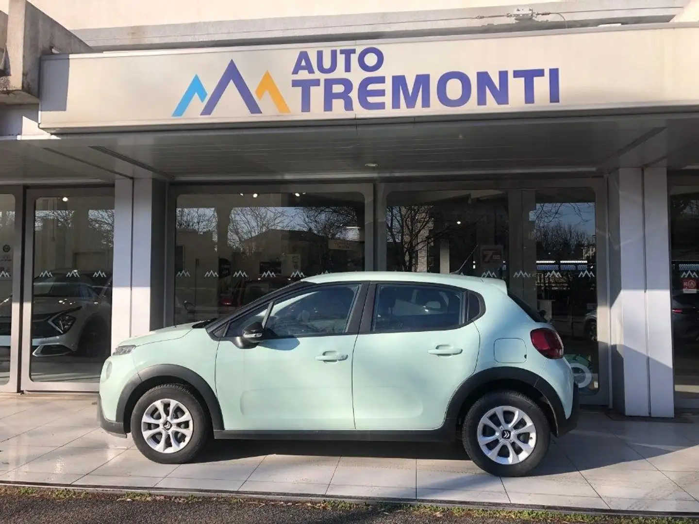 Citroen C3 PureTech 68 Feel NEOPATENTATI con FINANZIAMENTO Groen - 1