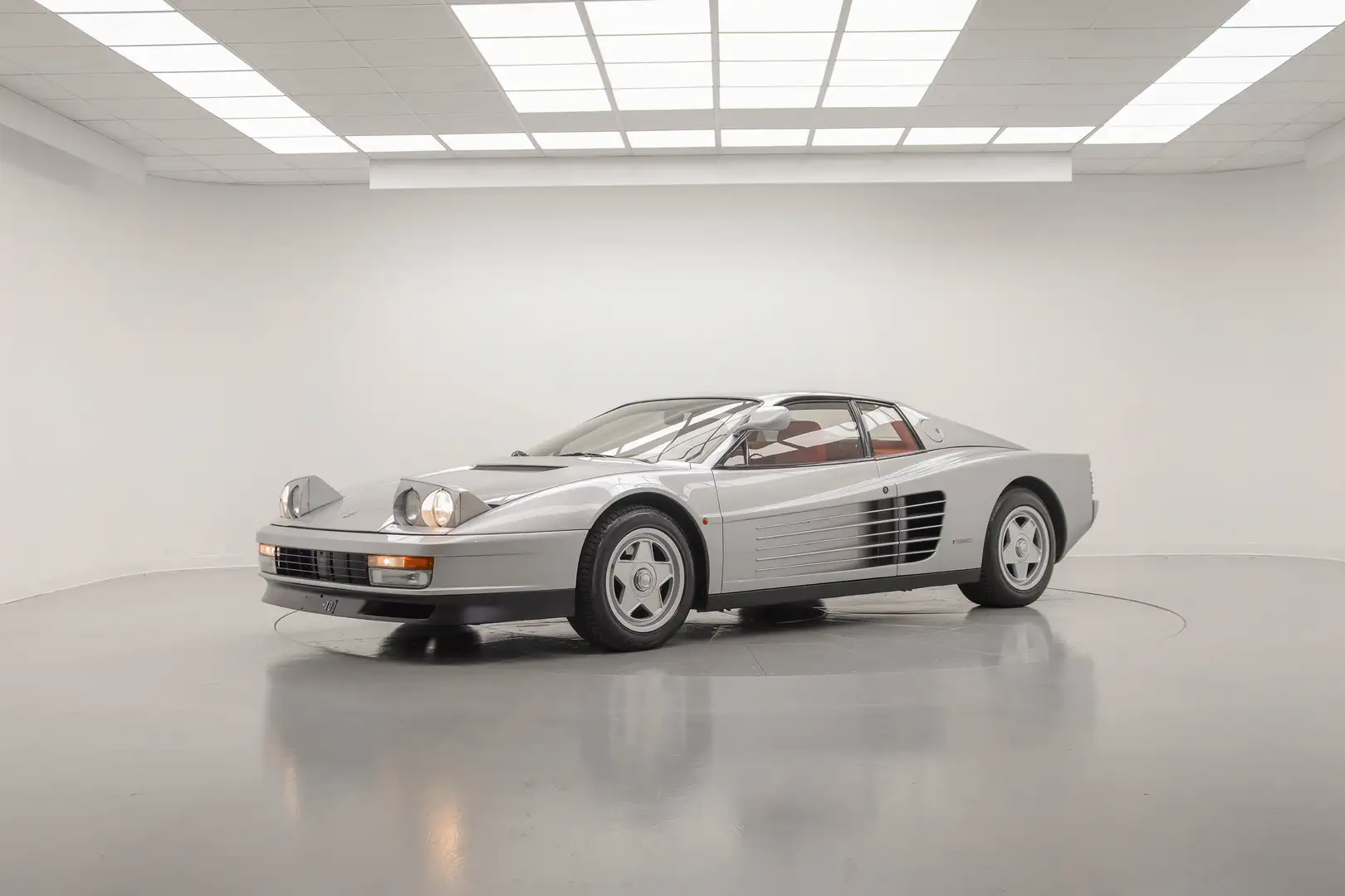 Ferrari Testarossa MONOSPECCHIO Silber - 1