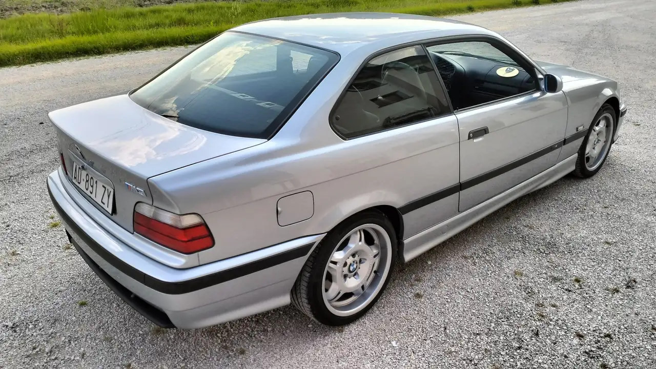 BMW M3 3.0 Europa, foto 2