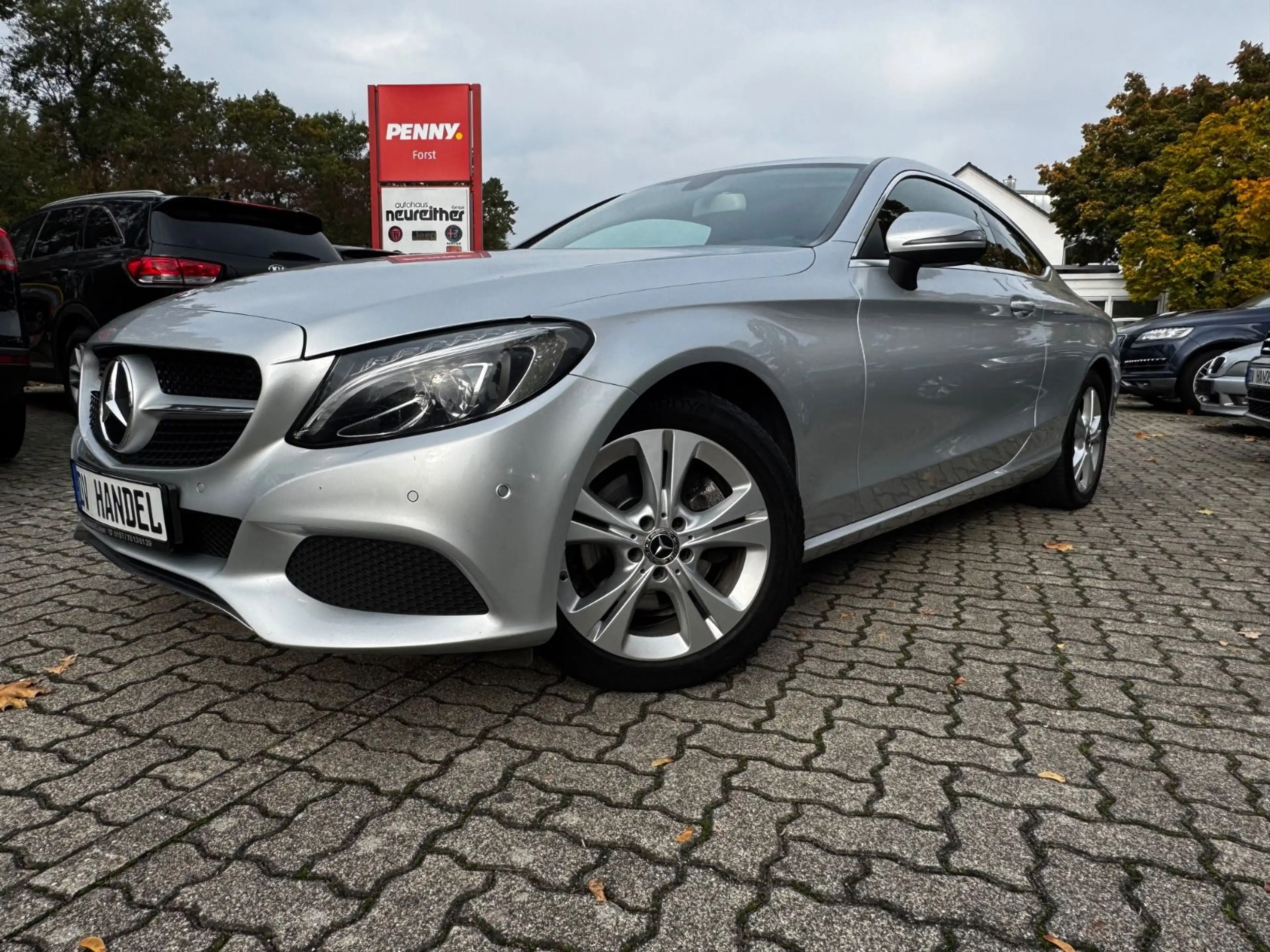 Mercedes-Benz C 220 Avantgarde *PDC/LED/NAVI*