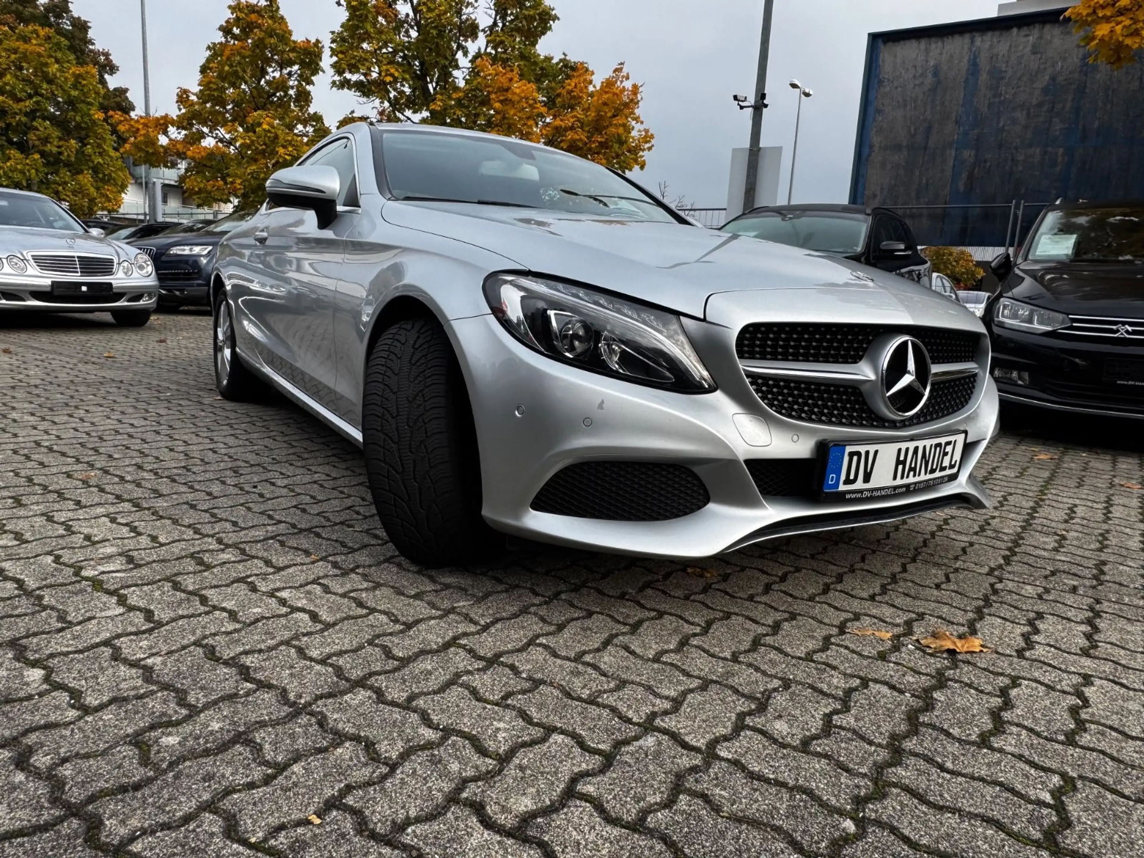 Mercedes-Benz C 220 Avantgarde *PDC/LED/NAVI* — photo 3