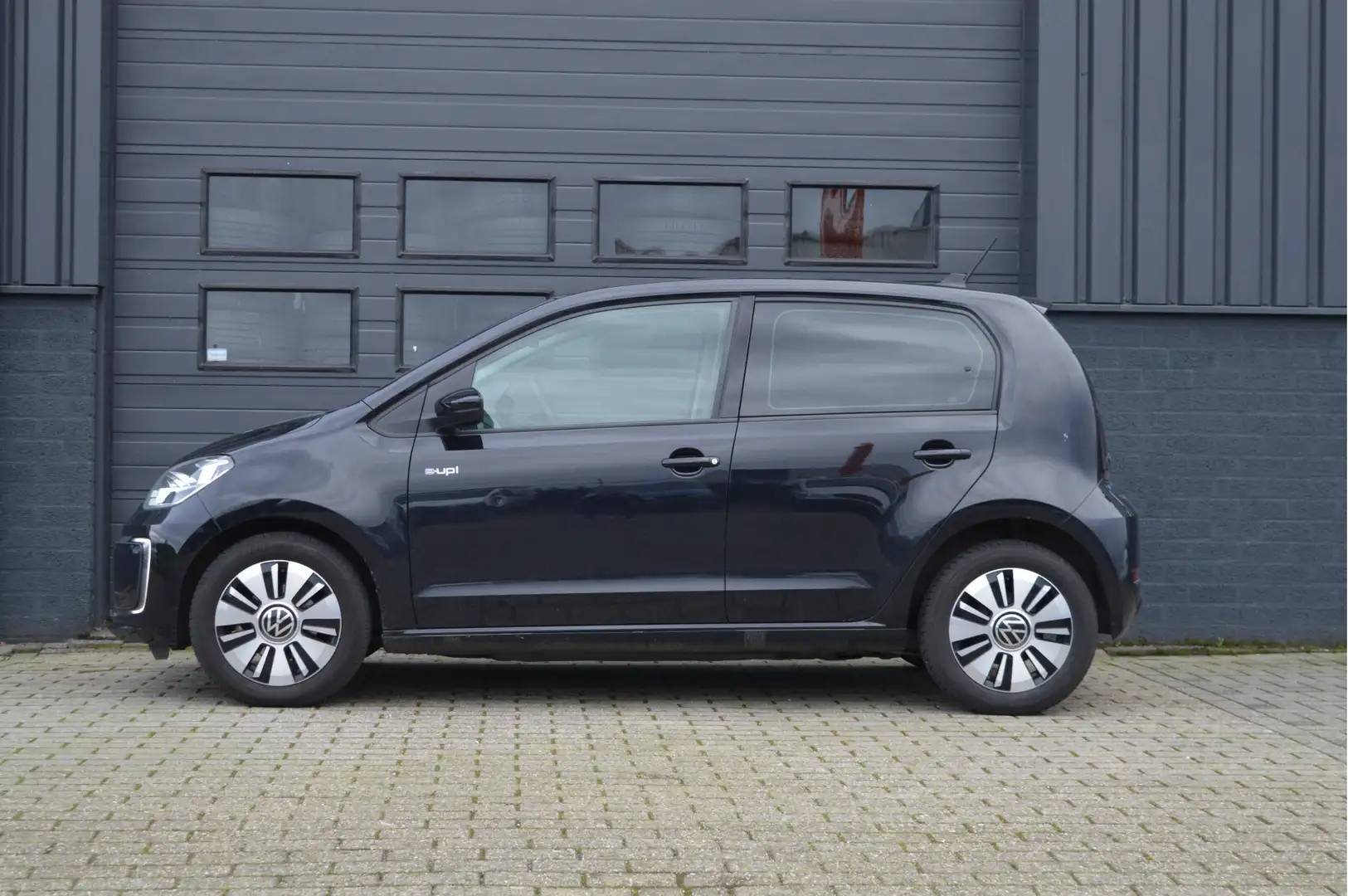 Volkswagen e-up! e-up! INCL. BTW | €2.000,- subsidie Zwart - 2