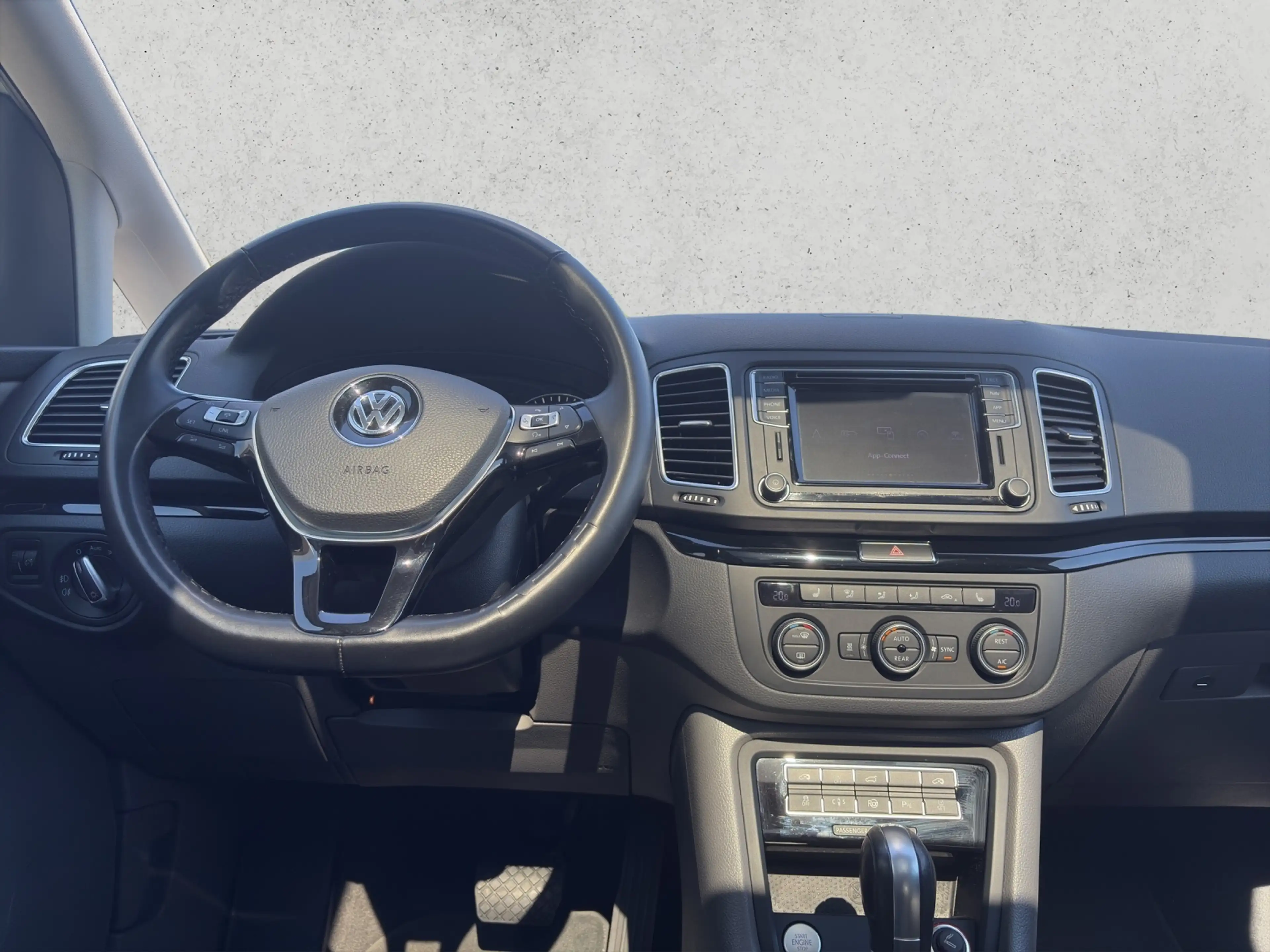 Volkswagen Sharan 2.0 TDI DSG High., Navi, Dach, AHK, Kamera, LED, — photo 13