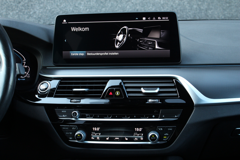 BMW 530 BMW 530e Touring M Sport | Laser | HUD | Driving Assistant Pro | Innovation Pack — photo 21