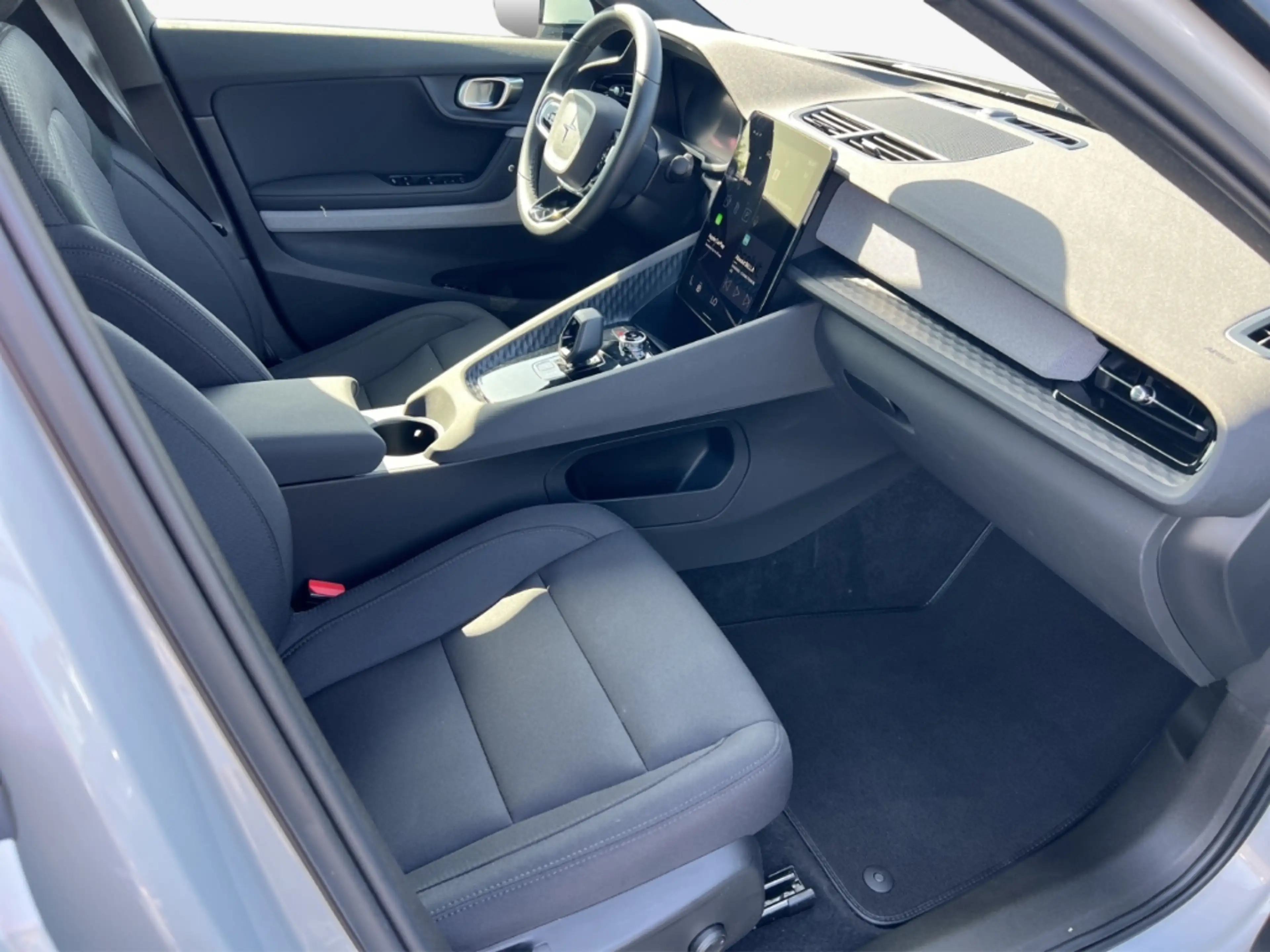 Polestar 2 Long Range Dual/RFK/Keyless/SitzHz/DAB — photo 11