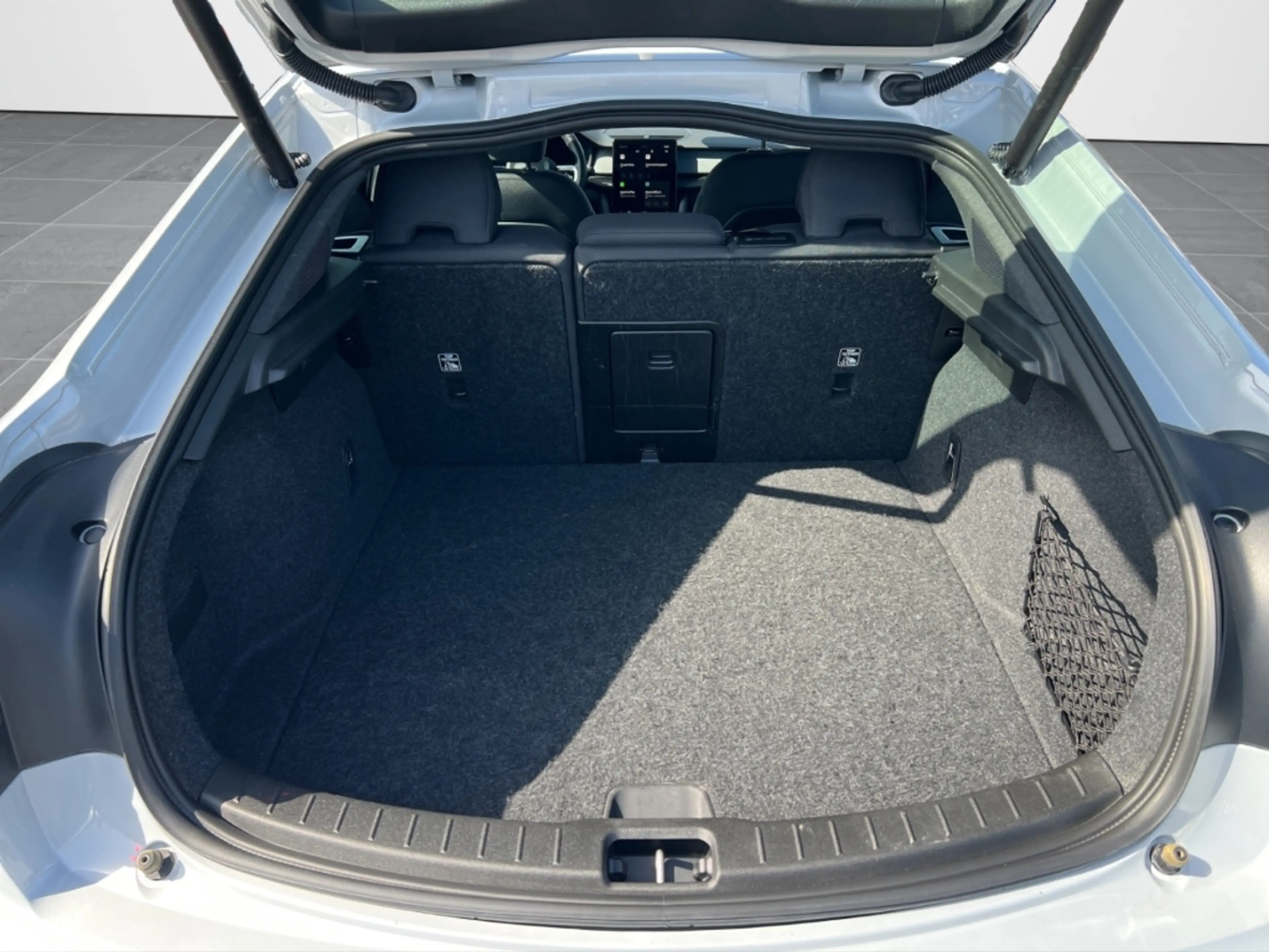 Polestar 2 Long Range Dual/RFK/Keyless/SitzHz/DAB — photo 13