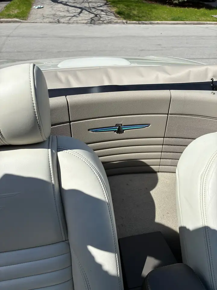 Ford Thunderbird снимка Ford Thunderbird
