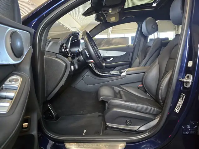 Mercedes-Benz GLC view 13