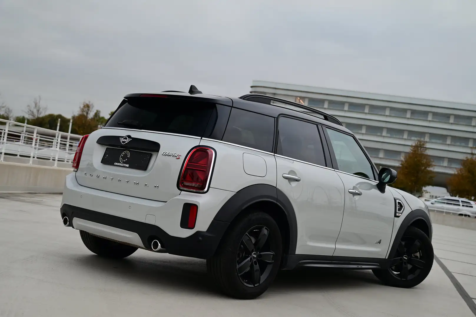MINI Cooper S Countryman AUT ALL4 / SPORTSEATS / CAMERA / LED / CARPLAY Argent - 2