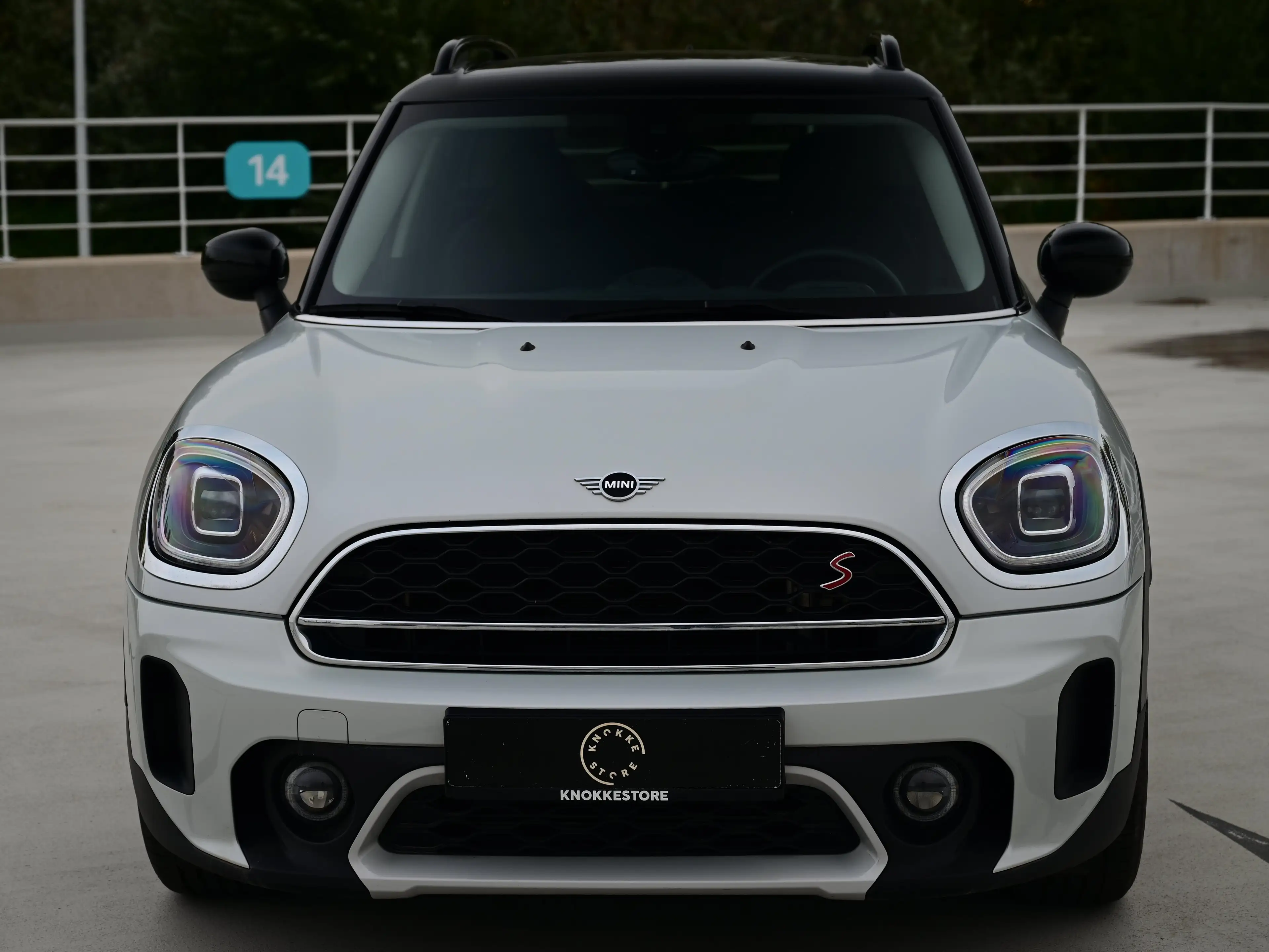 MINI Cooper S Countryman AUT ALL4 / SPORTSEATS / CAMERA / LED / CARPLAY — photo 8