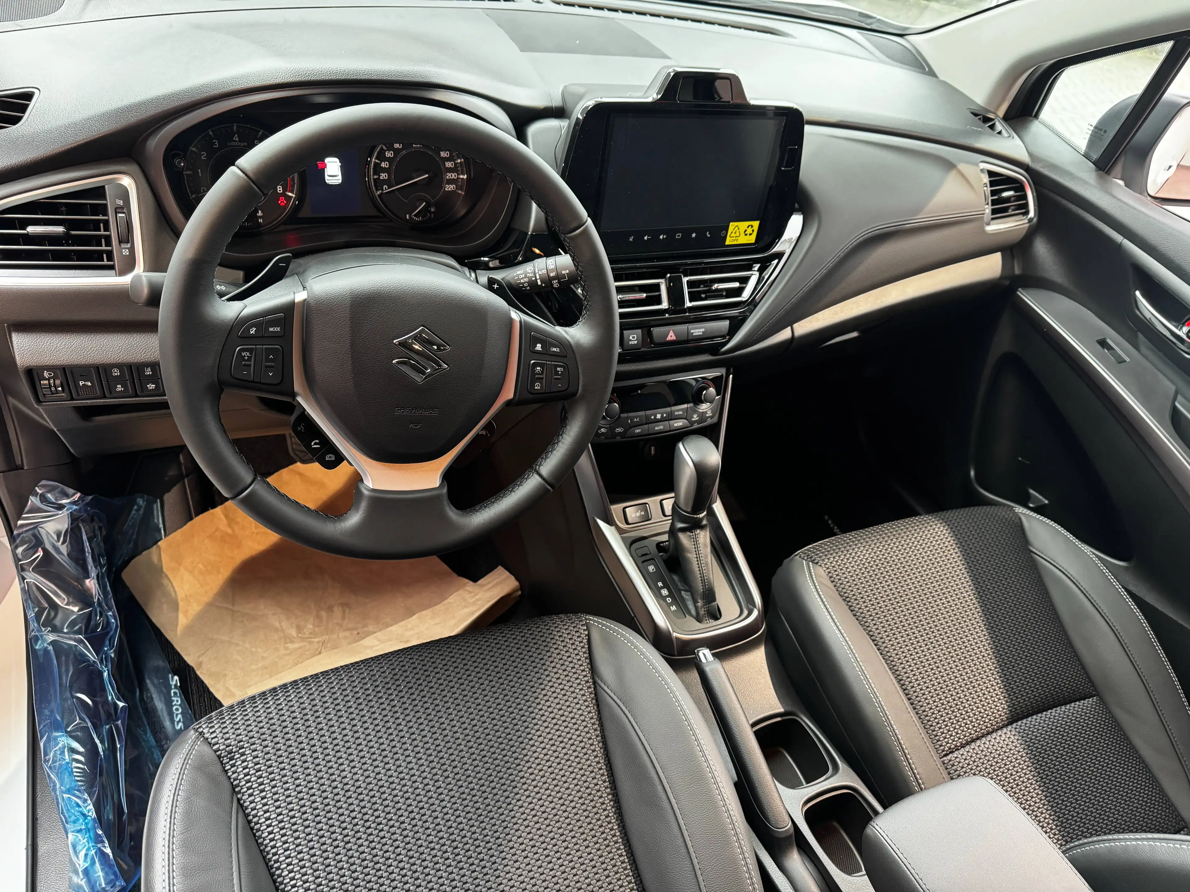 Suzuki S-Cross S-Cross 1.4 Turbo Boosterjet 48V SHVS MHEV GLX AT GLX — photo 13