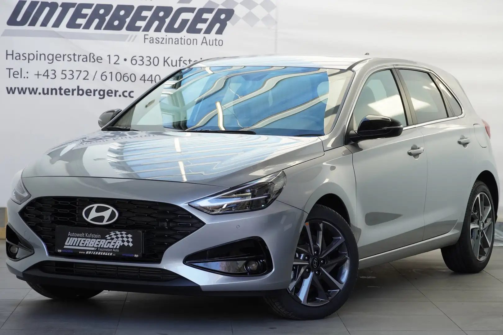 Hyundai i30 PD GO Plus 1.0 TGDI Silber - 2