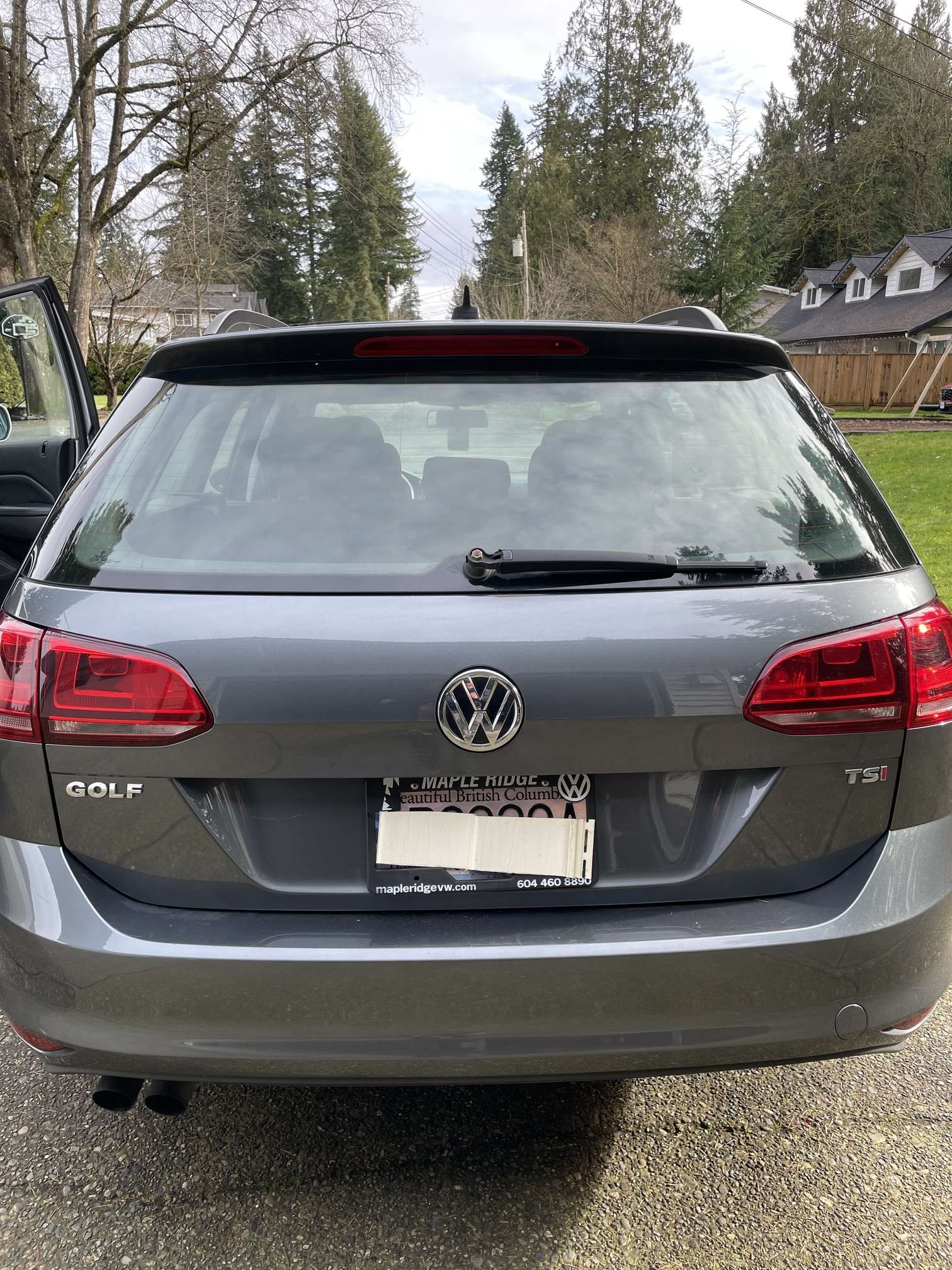 2016 Volkswagen Golf Trendline alt 4