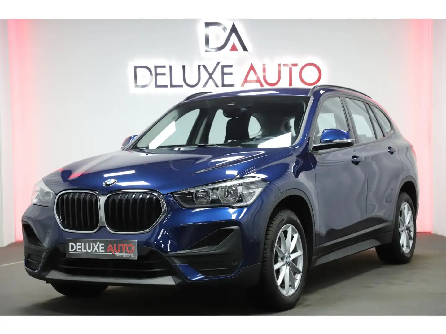 BMW X1 sDrive 16d Business Design (F48) DKG (2) Bleu - 1