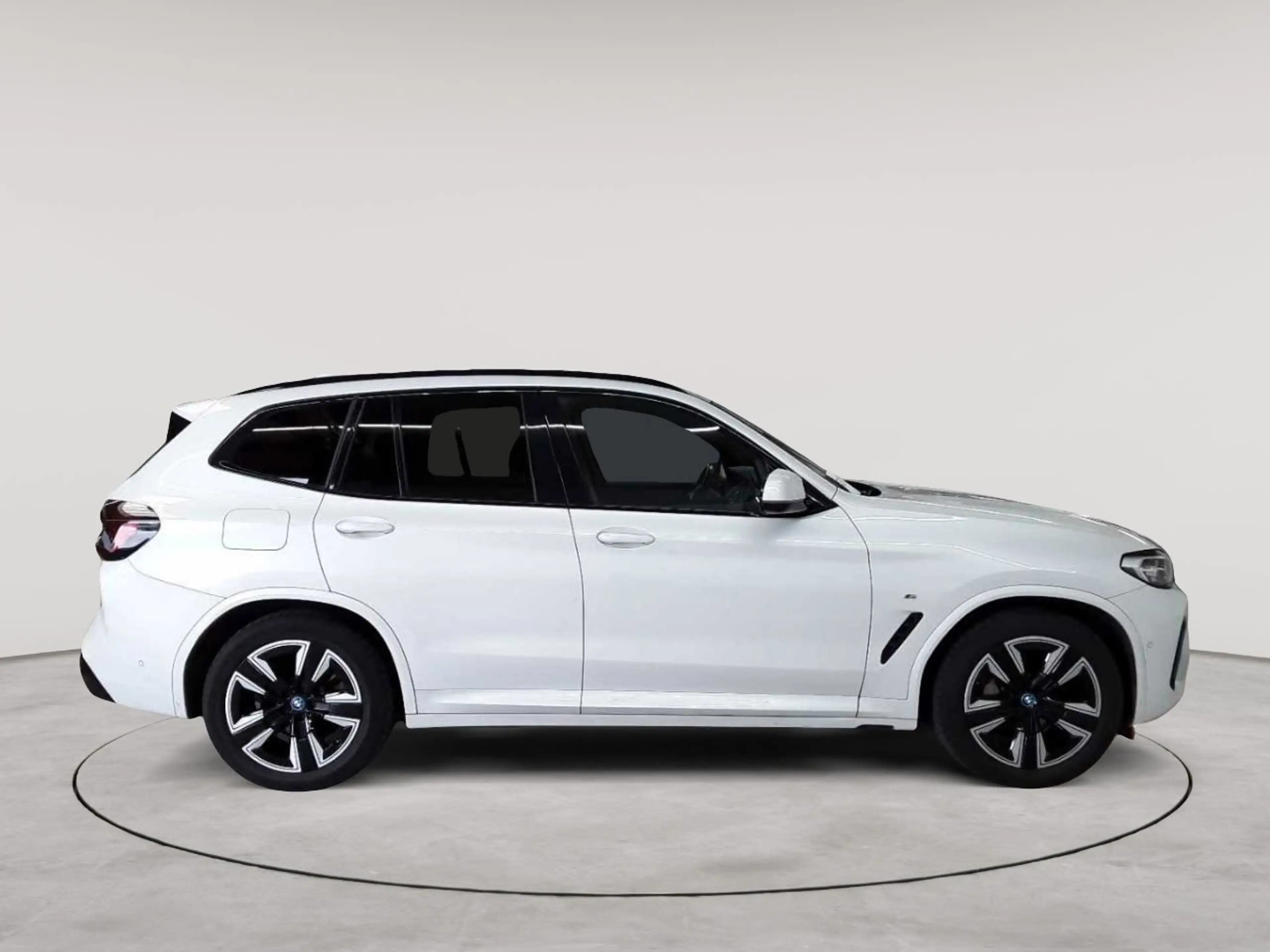 BMW iX3 iX3 Inspiring Navi Leder AHK SD — photo 3
