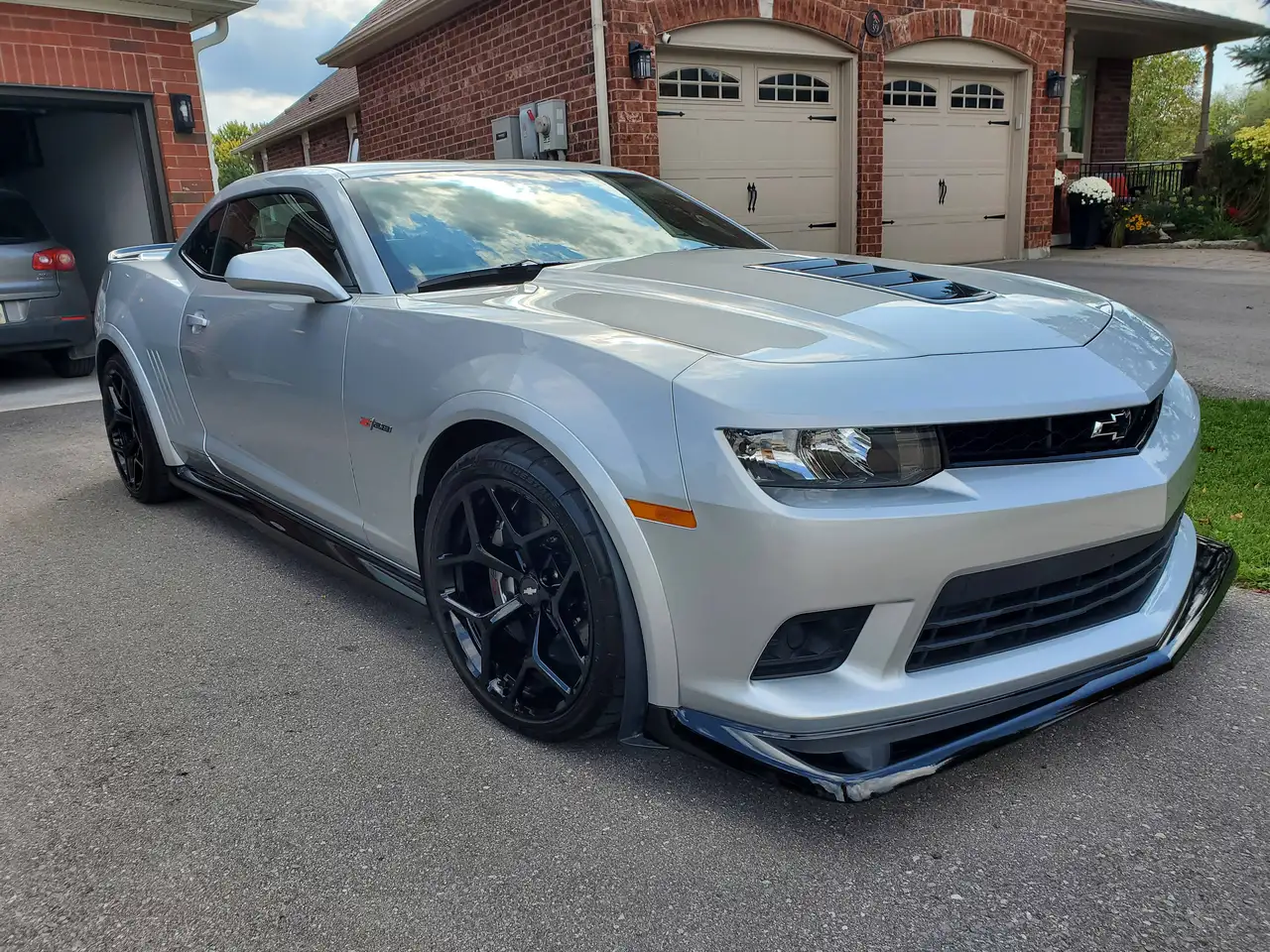 Chevrolet Camaro снимка Chevrolet Camaro
