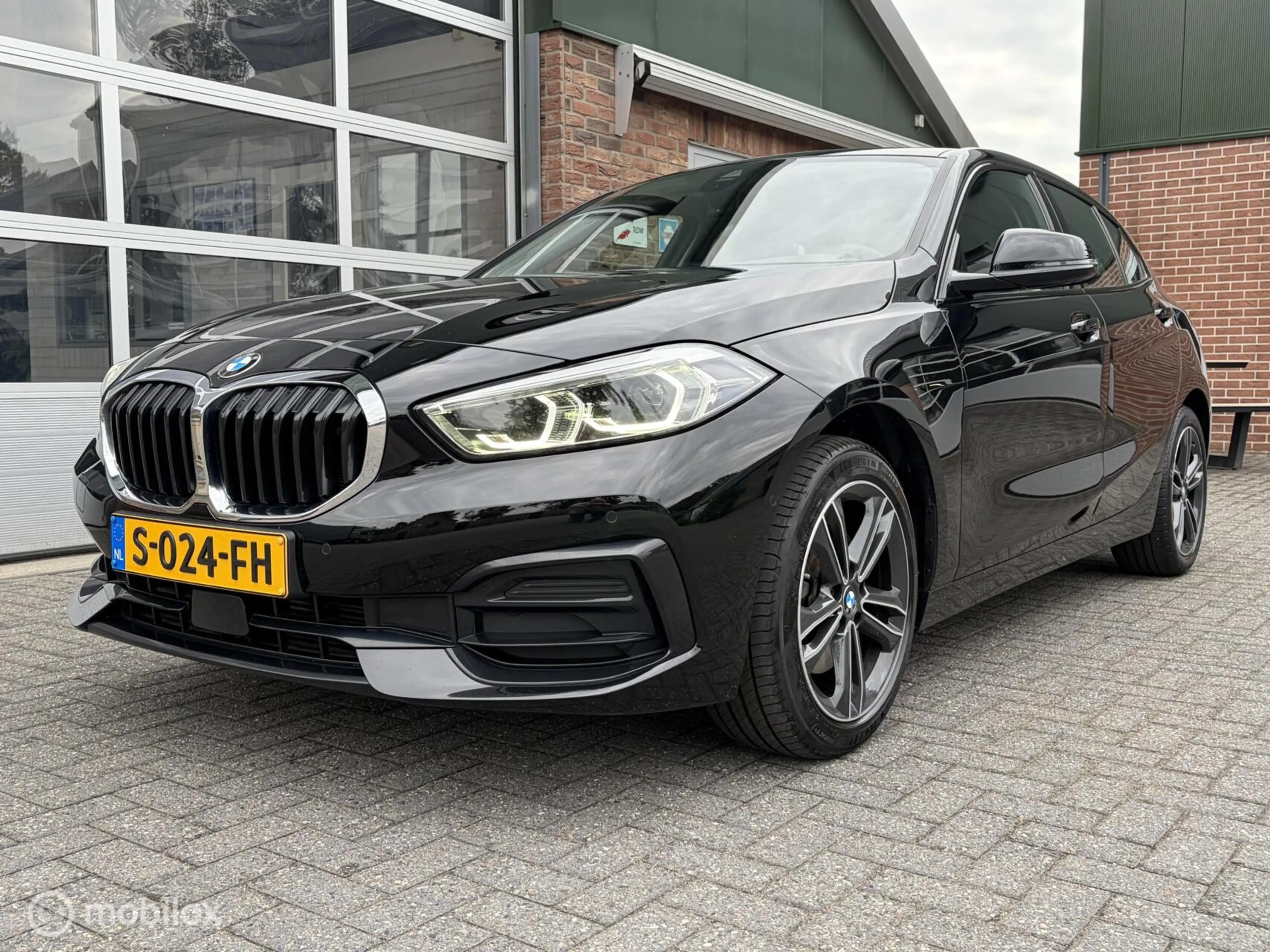 BMW 118 1-serie 118i M Sport Business|Leer|Parkeersensor V — photo 6