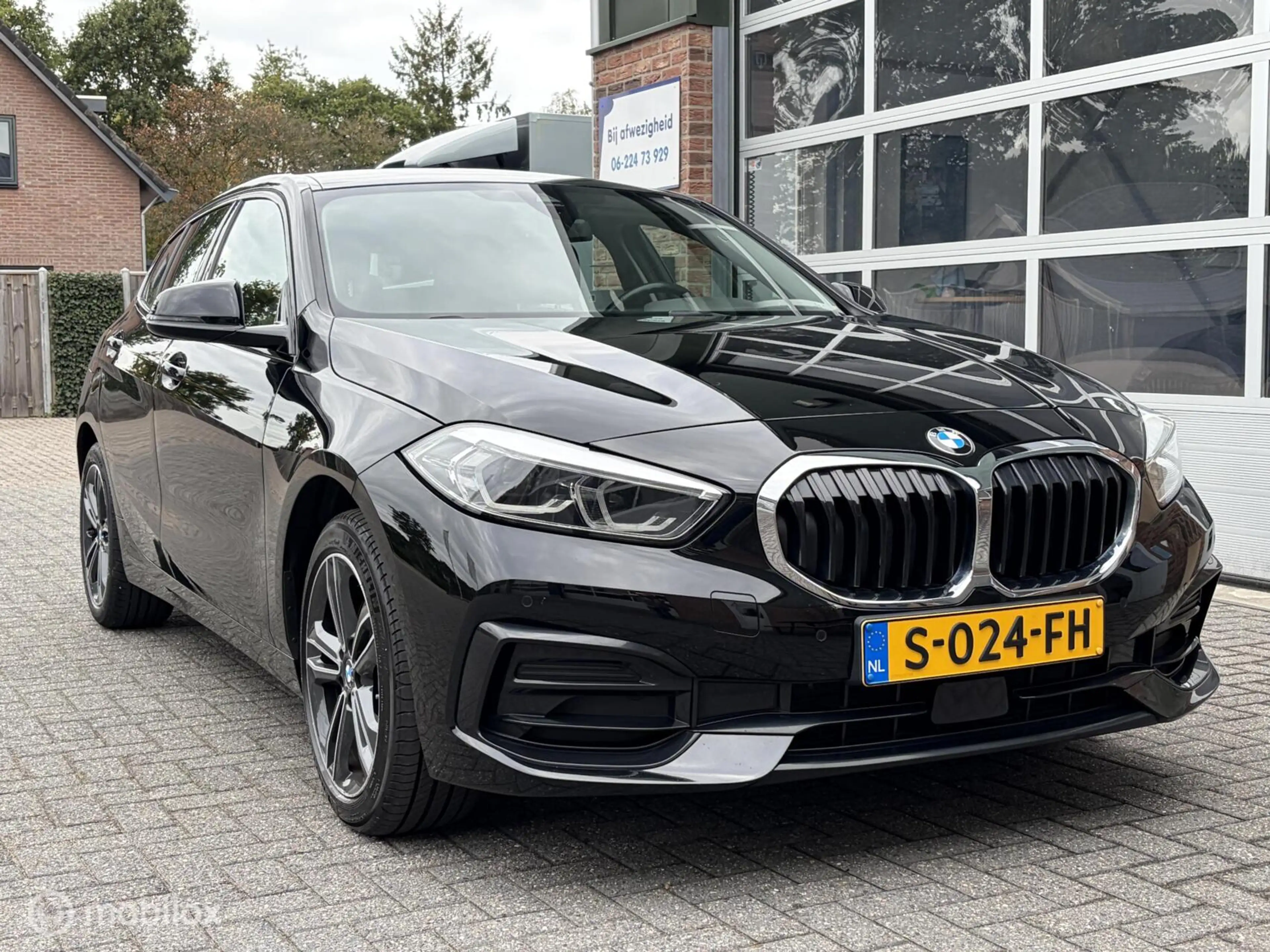 BMW 118 1-serie 118i M Sport Business|Leer|Parkeersensor V — photo 4