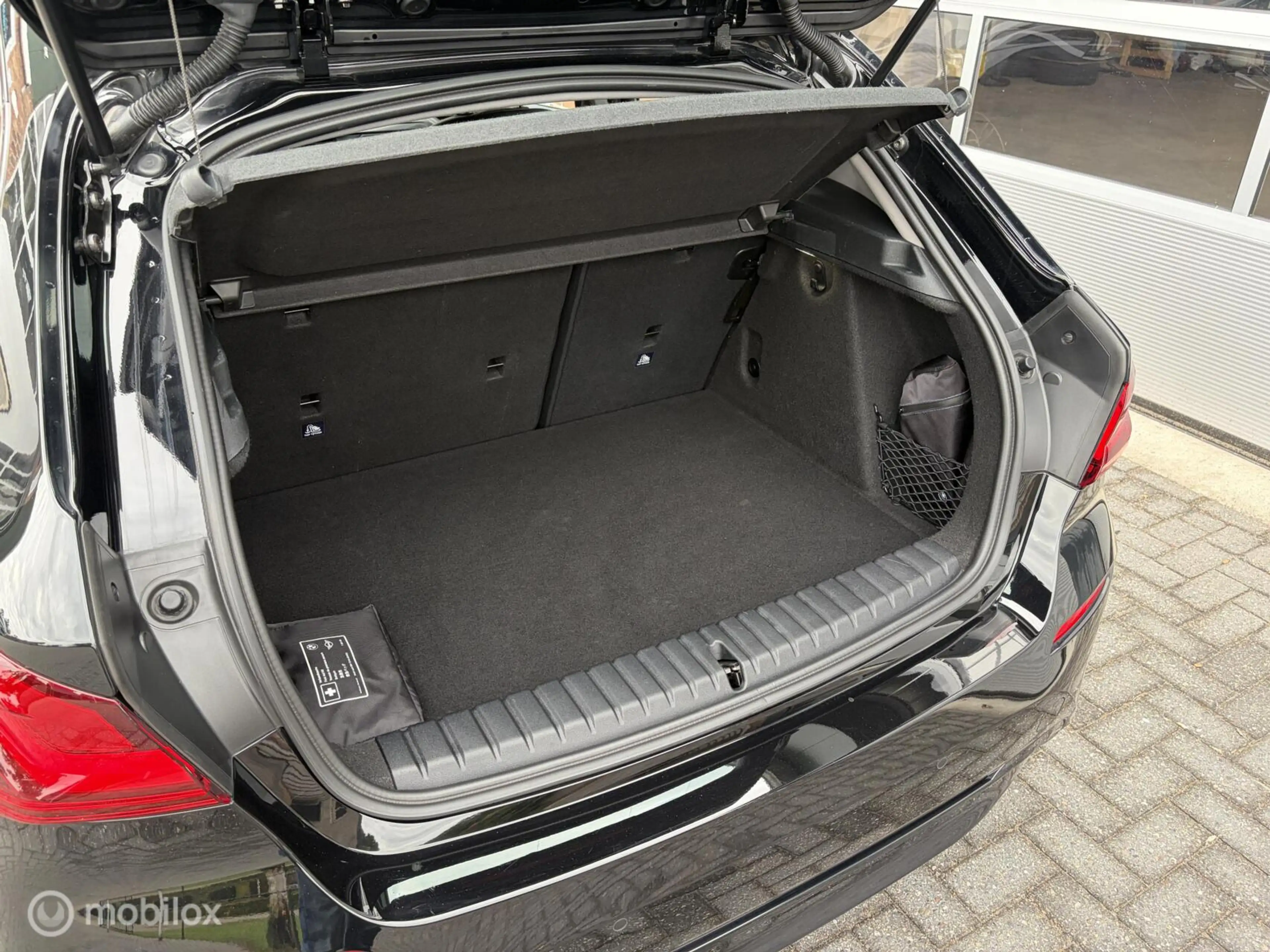 BMW 118 1-serie 118i M Sport Business|Leer|Parkeersensor V — photo 11