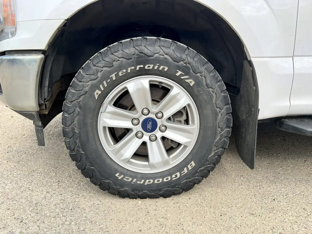 2019 Ford F-150 SuperCrew XLT SuperCrew 145 | FordPass Connect | Rear Cam | — photo 4