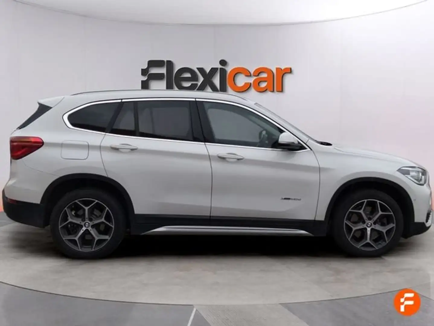 BMW X1 xDrive 20dA Blanco - 2