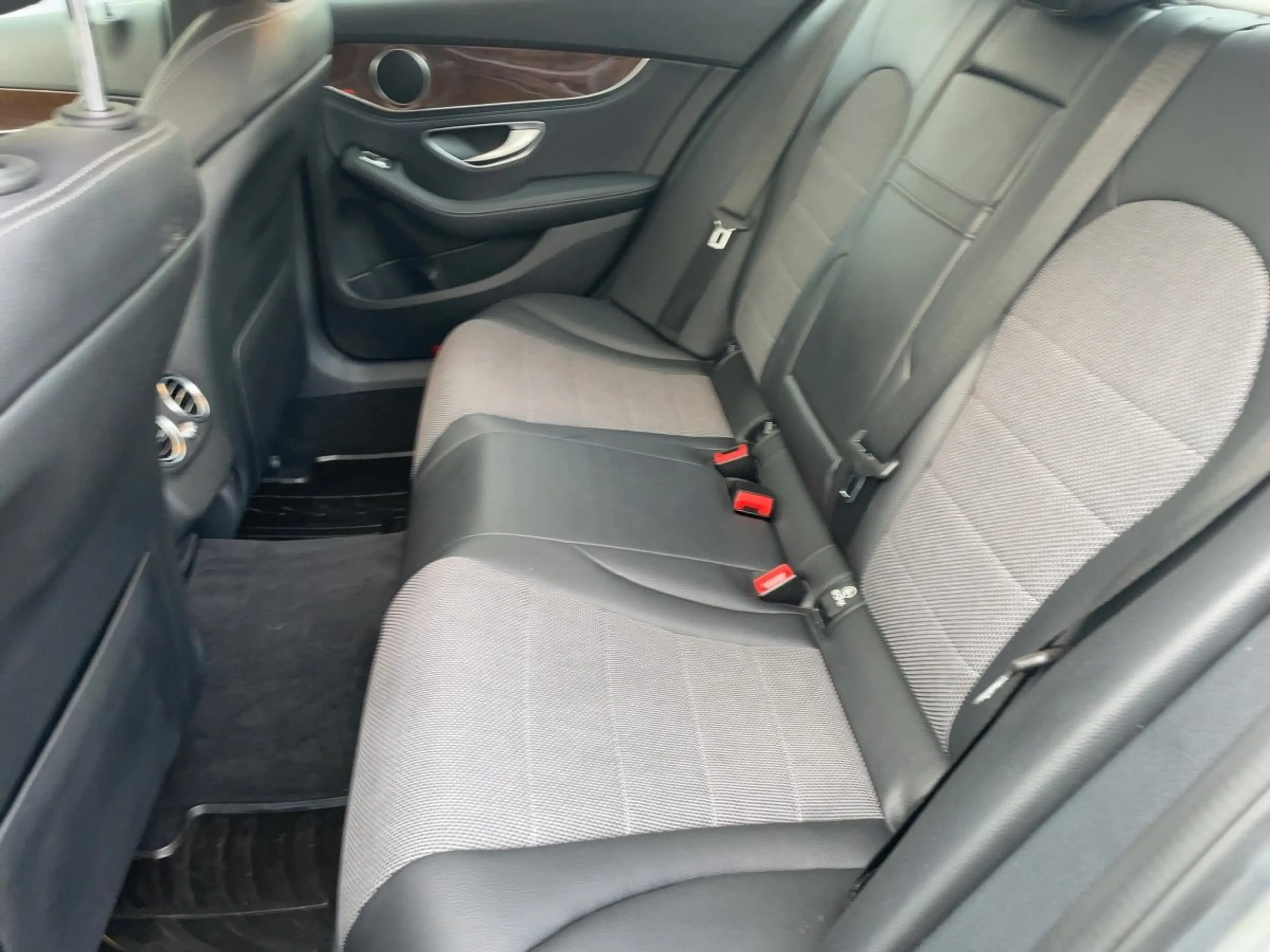 Mercedes-Benz C 220 d Leder Sportp. Kam. KlimaA LM SHZ Ambi — photo 8