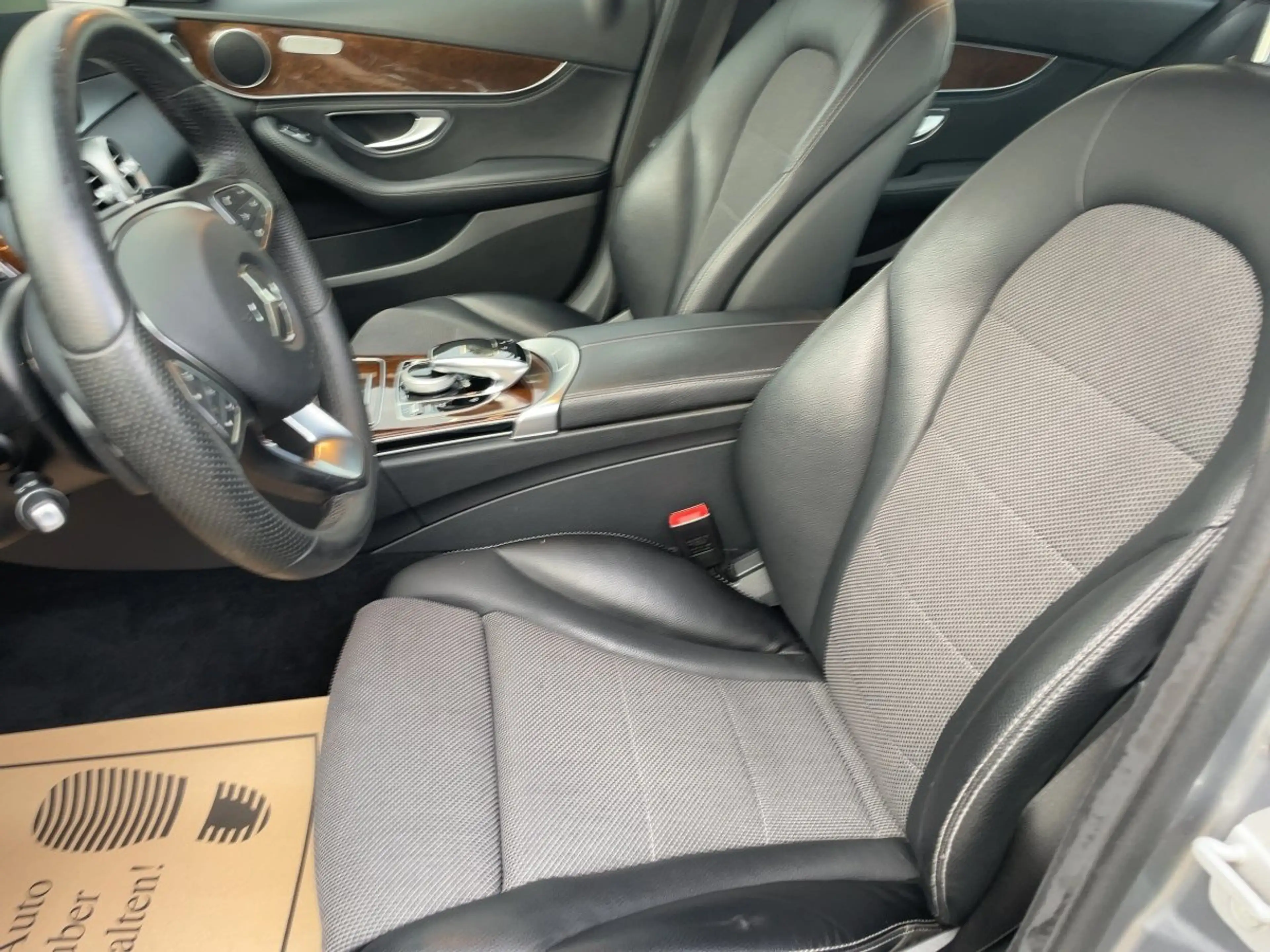 Mercedes-Benz C 220 d Leder Sportp. Kam. KlimaA LM SHZ Ambi — photo 7
