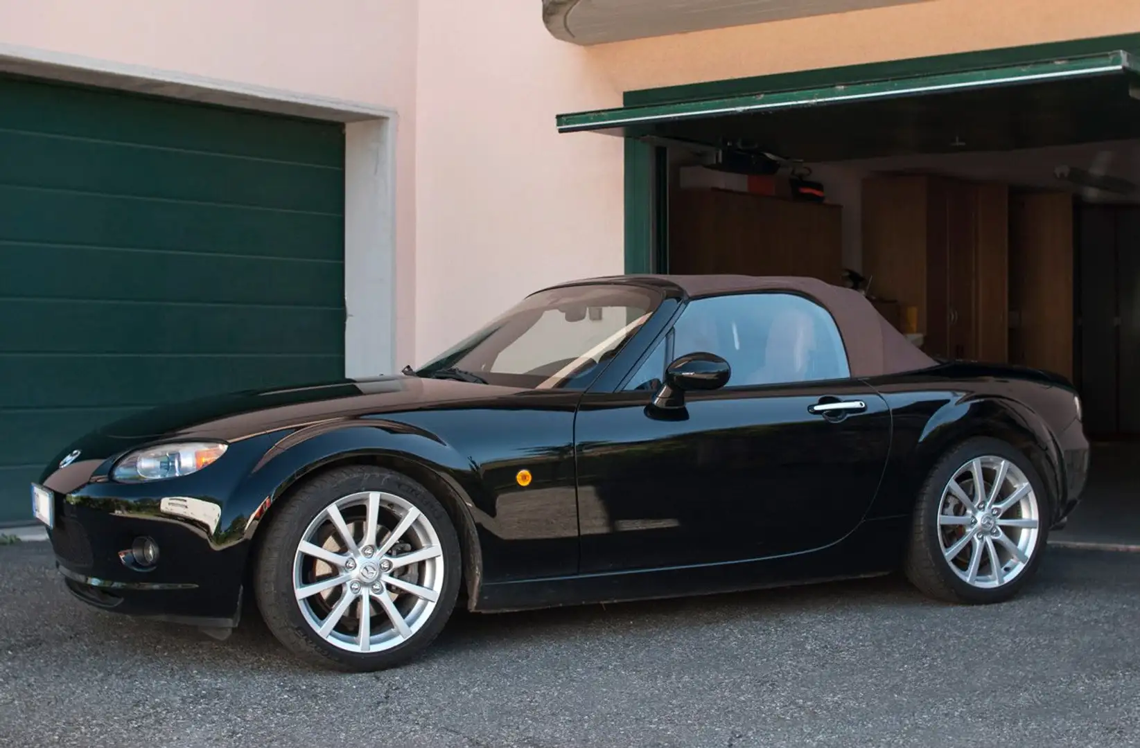 Mazda MX-5 MX-5 2.0 Fire (high) 6m Czarny - 1