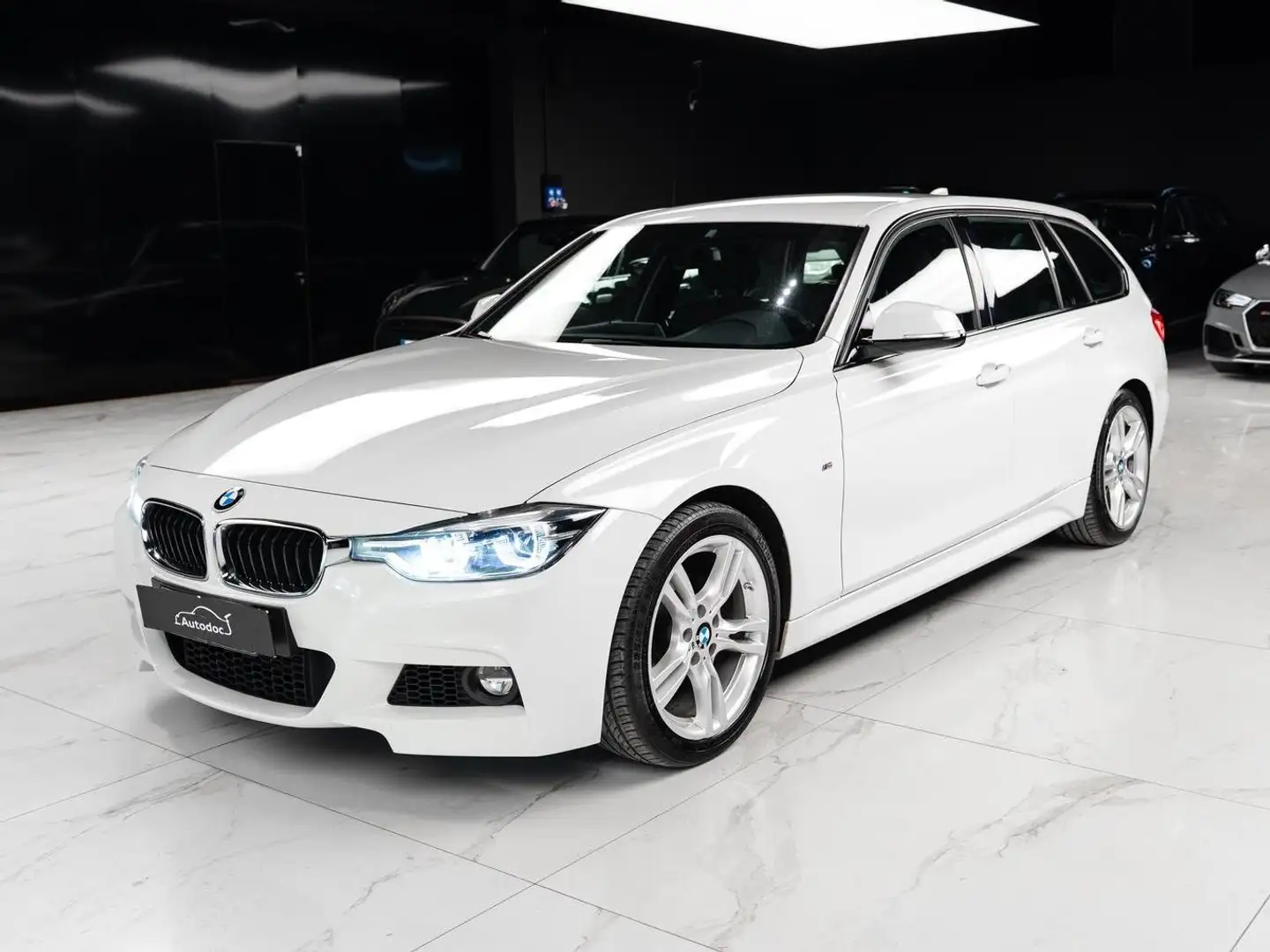 BMW 318 F31 318d Touring Msport auto B47 - 1
