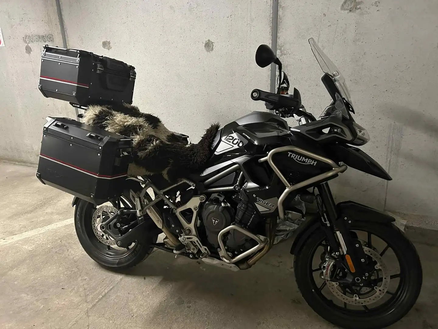 Triumph Tiger 1200 GT Pro Noir - 1