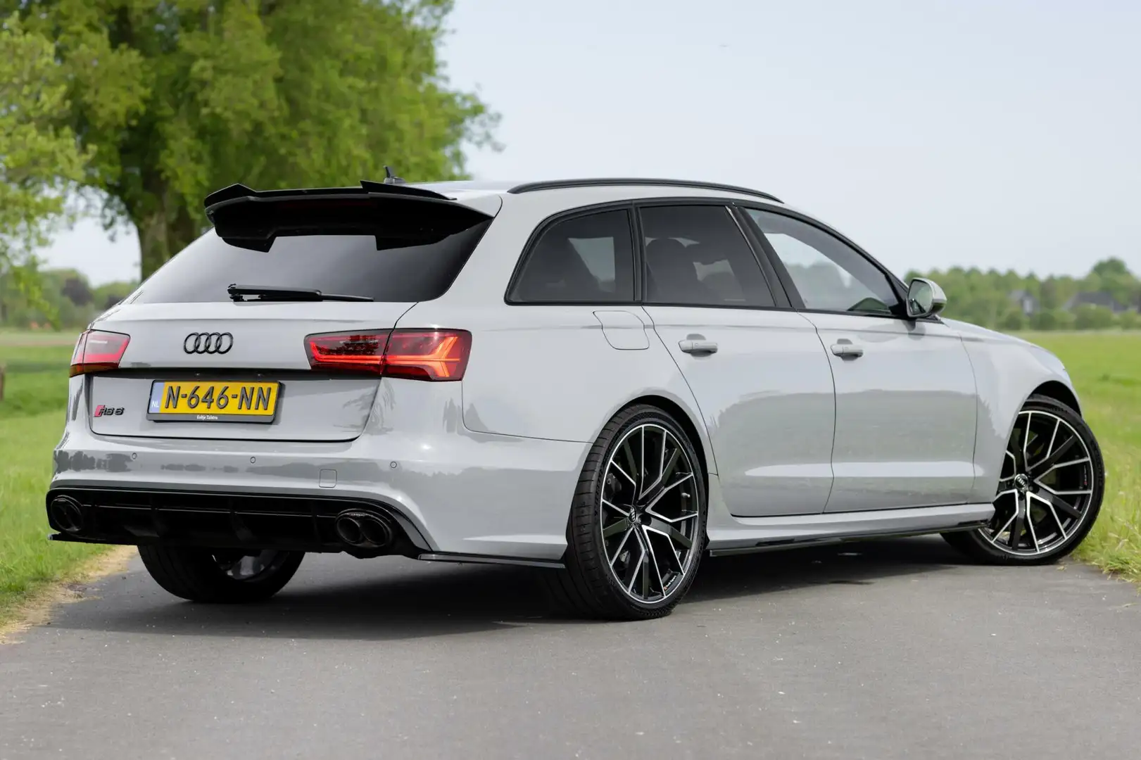 Audi RS6 Avant 4.0 TFSI RS 6 quattro perfomance Szürke - 2