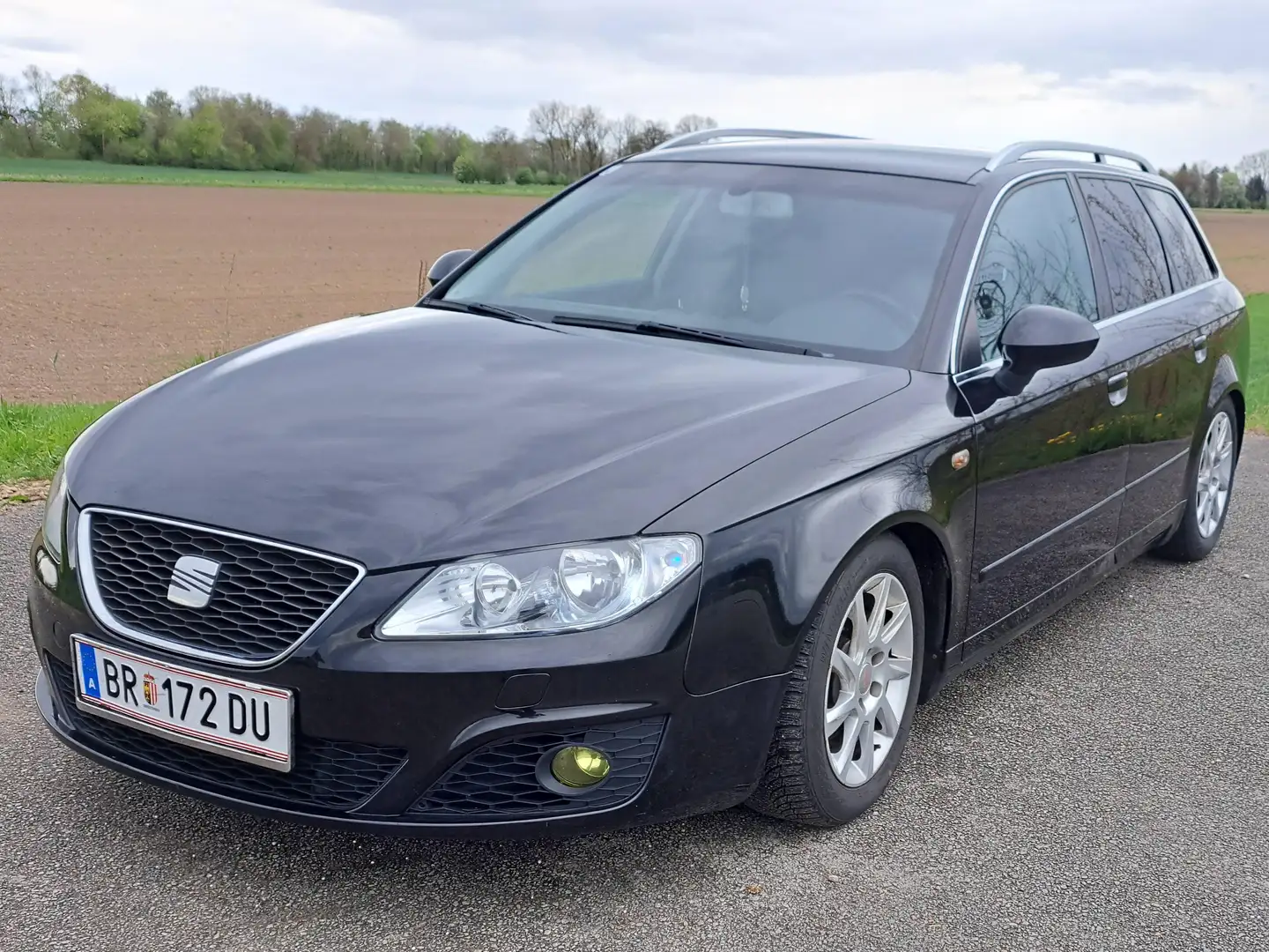 SEAT Exeo Exeo ST Style 2,0 TDI CR Style Schwarz - 1
