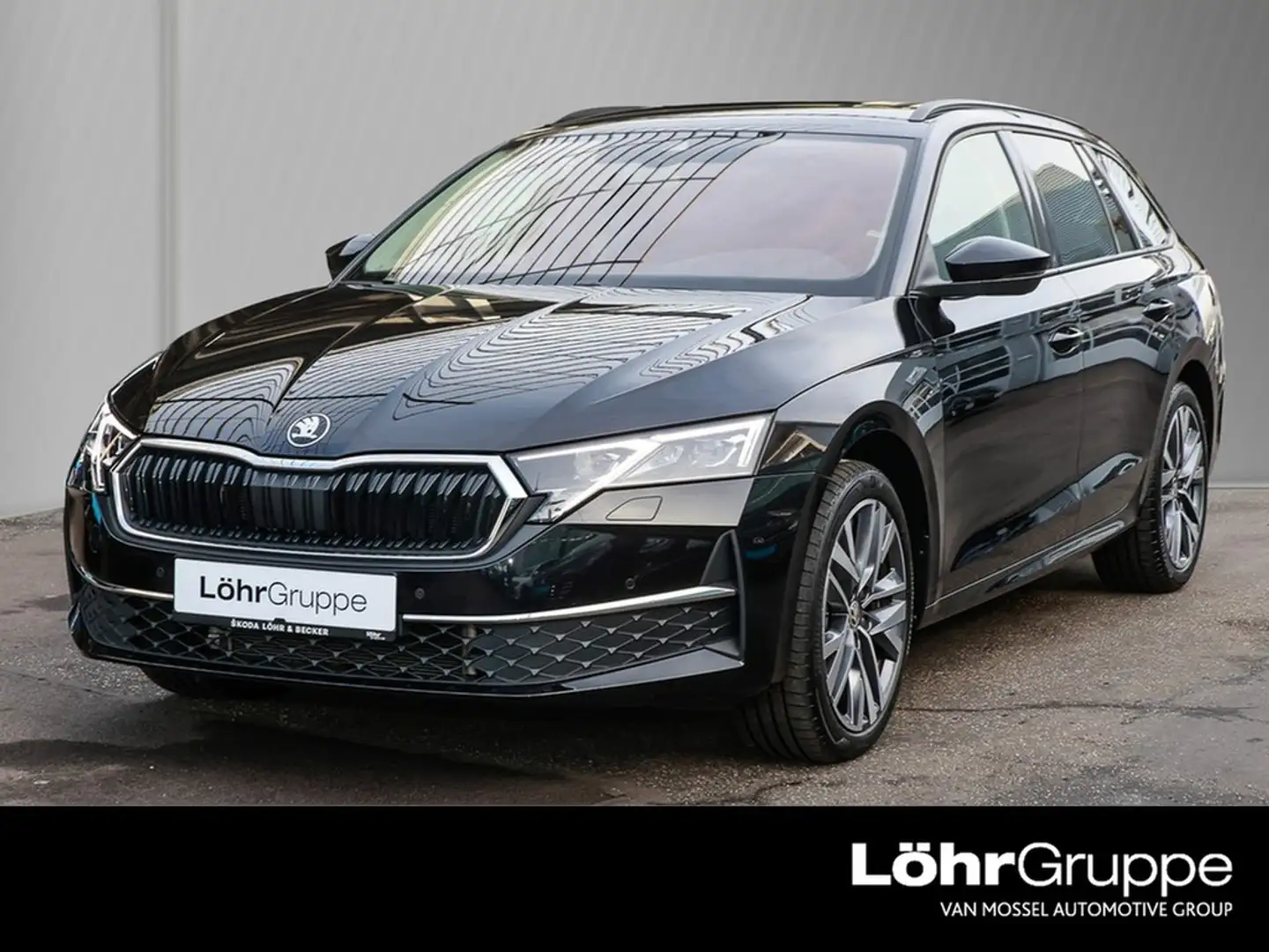 Skoda Octavia Combi 2.0 TDI DSG Selection AHK/Navi Schwarz - 1