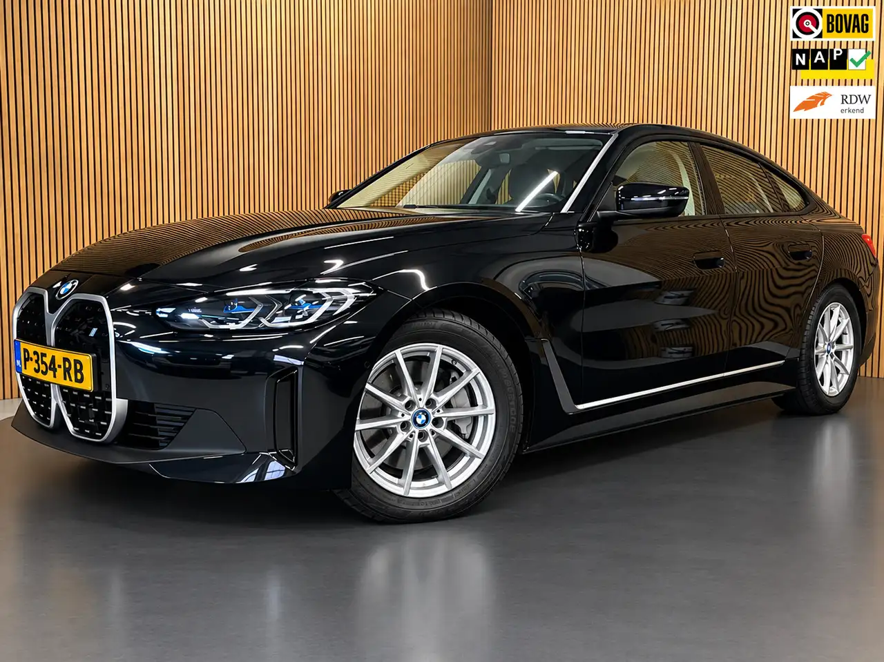 BMW i4