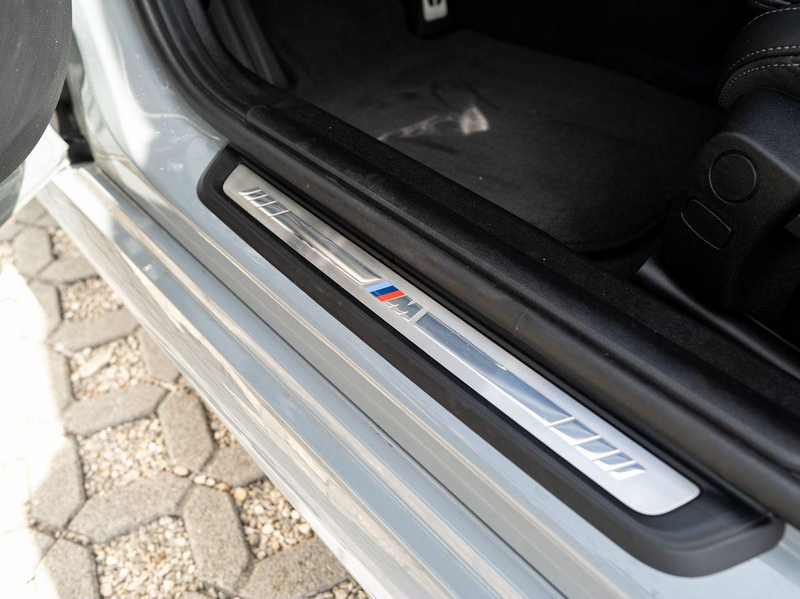 BMW 330 d xDrive Lim M-Sport AHK GSD ACC ParkA AkGlas — photo 10