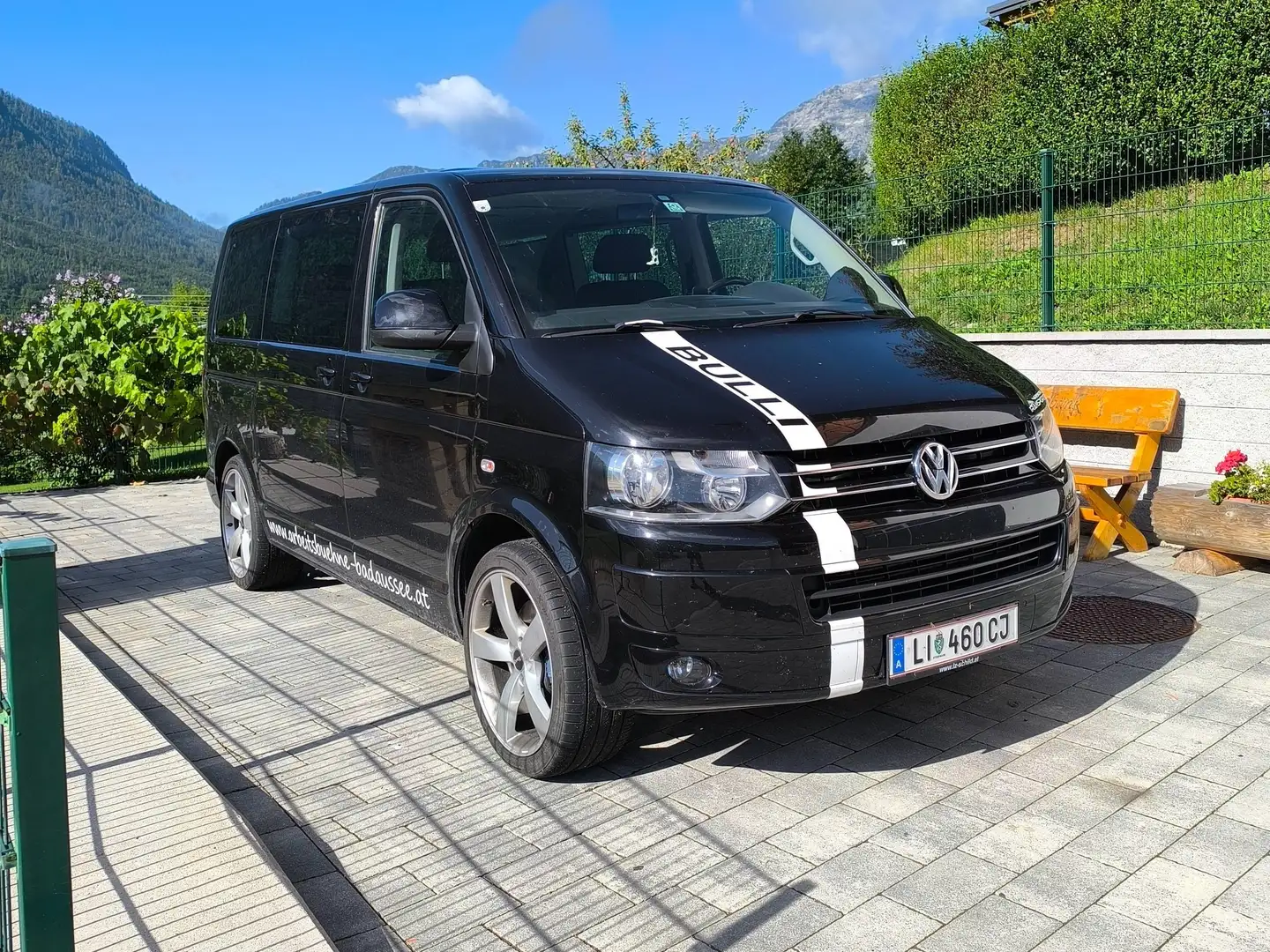 Volkswagen T5 Multivan Multivan Comfortline 2,0 BiTDI D-PF Comfortline Schwarz - 1