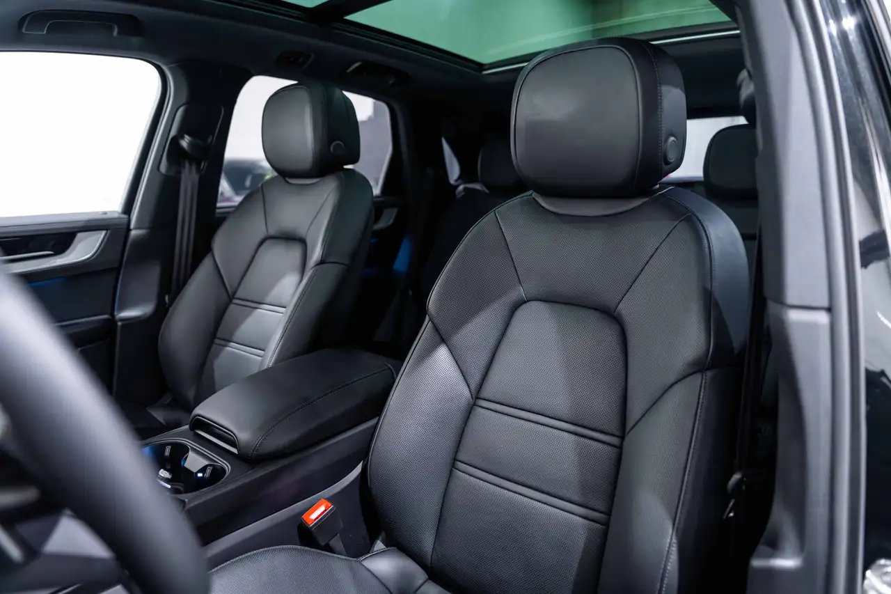 Porsche Cayenne Hybride Sportuitlaat/Volleder/Innodrive/21inch/Head Up/Soft Close, миниатюра 17