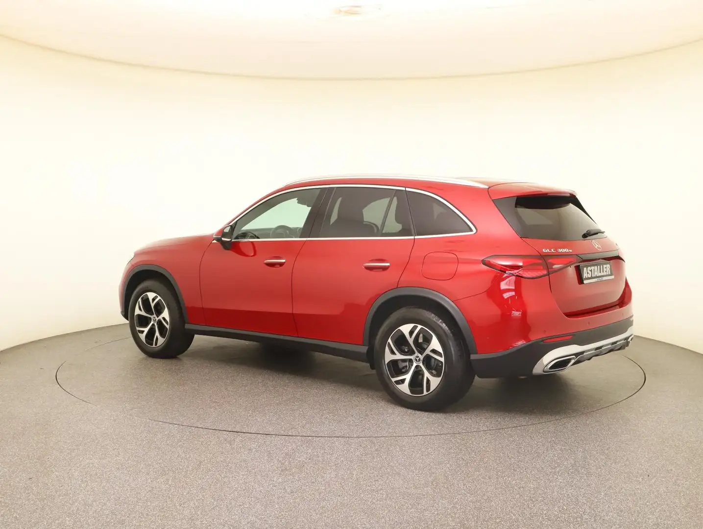 Mercedes-Benz GLC 300 e 4M Avantgarde 2x Distro+Pano+HUD+360° Piros - 2