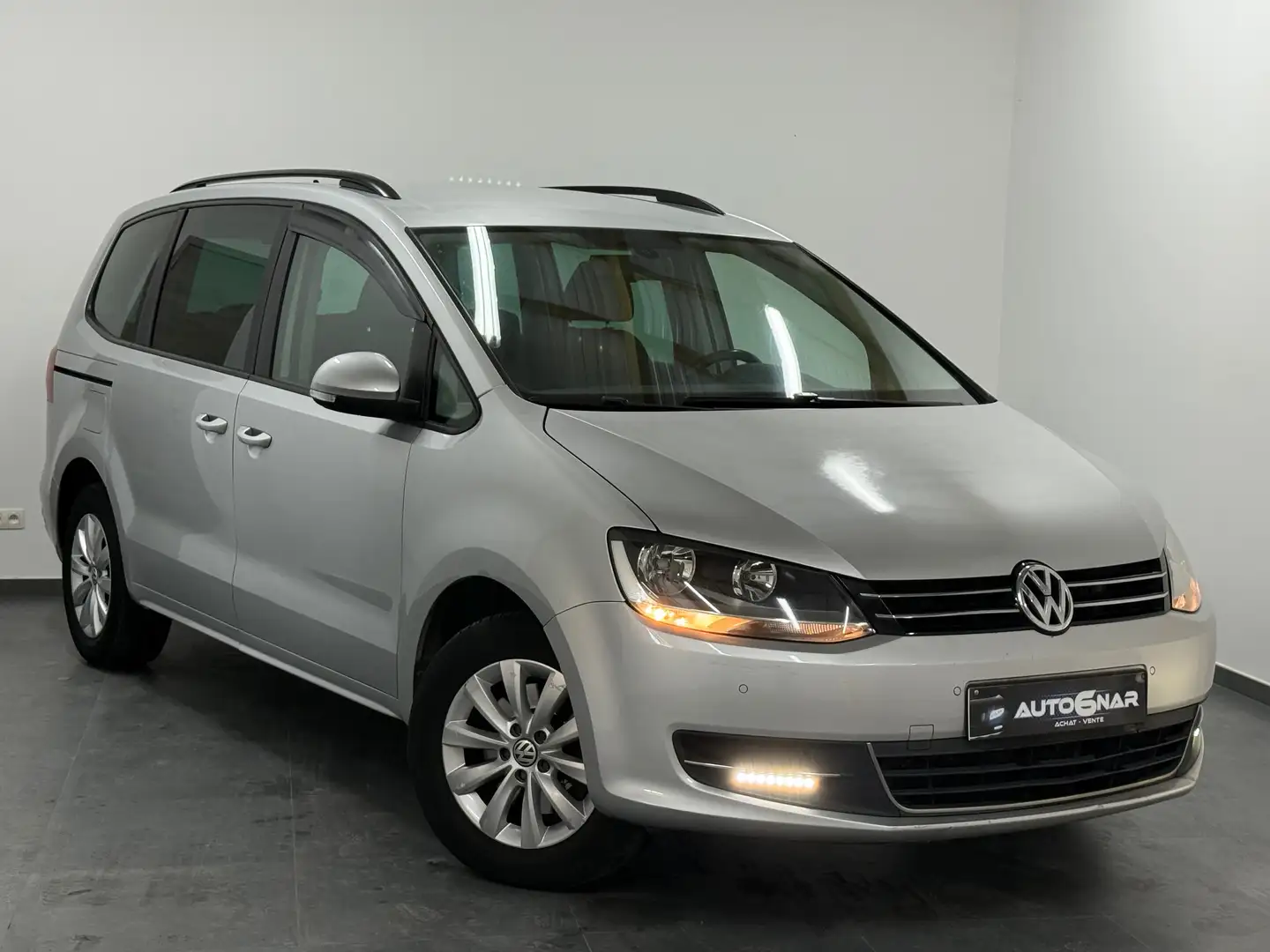 Volkswagen Sharan 2.0 CR TDi 7places - Navi - CarPlay - Camera Argent - 1