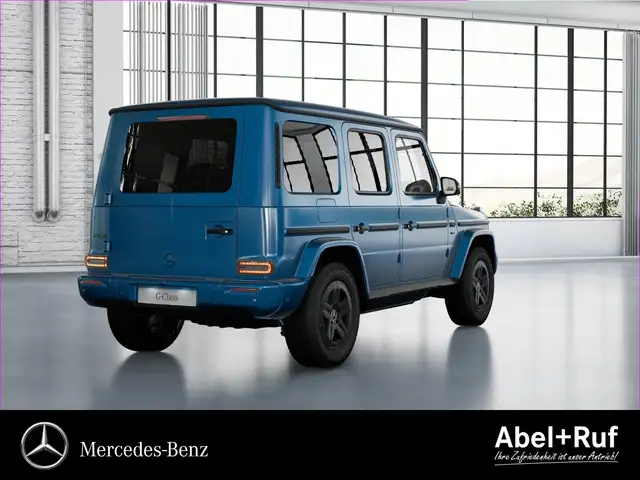 Mercedes-Benz G-Class view 4