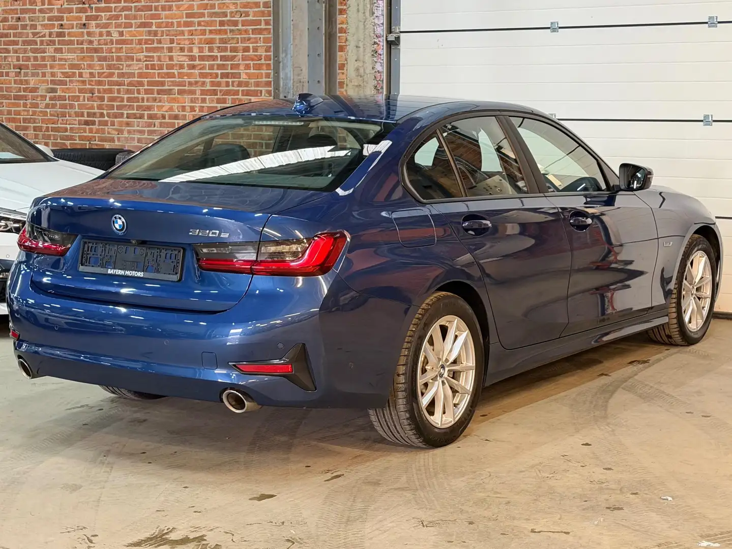 BMW 320 e Plug in Hybride Benzine Sport Leder Garantie Bleu - 2