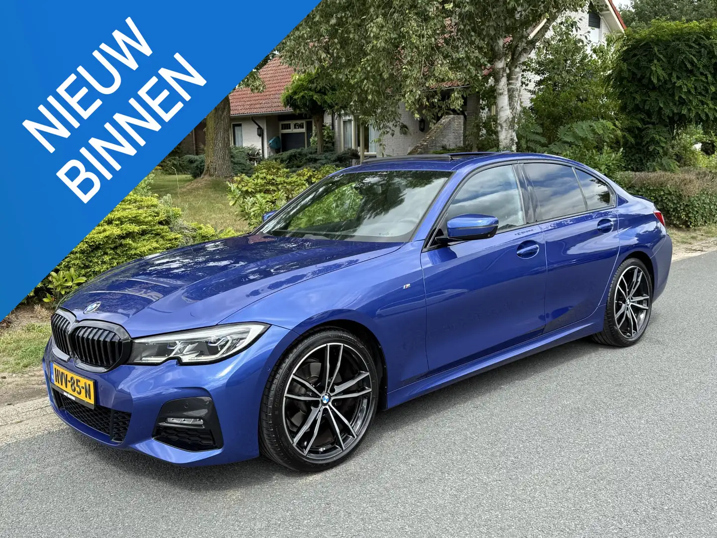 BMW 320 3-serie 320i M-Sport 184PK Automaat•Pano•Laser Blauw - 1